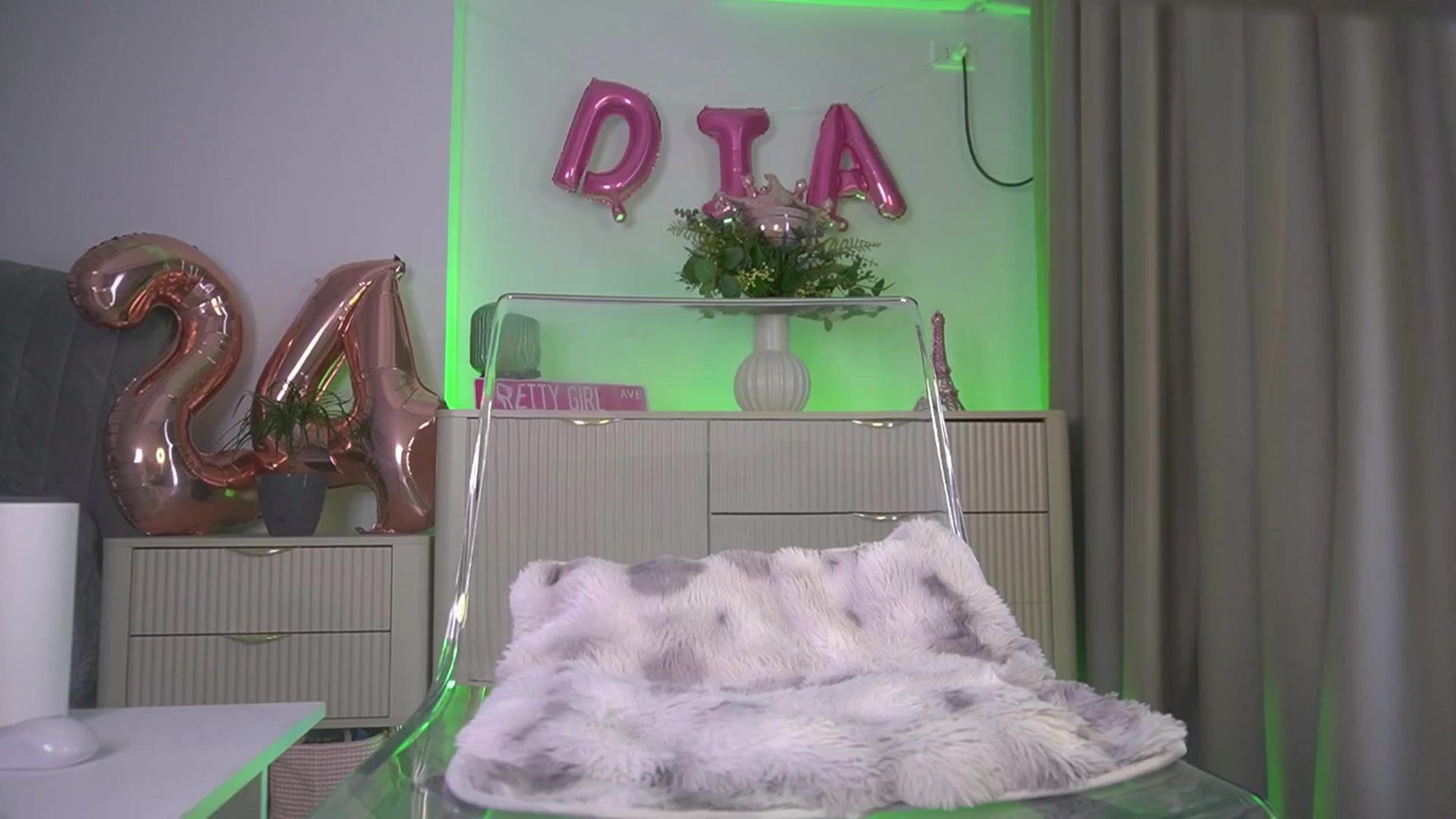 Gallery image thumbnail from Diaaa's myfreecams stream on, 01/21/2026, 11:50 image 9 of 20