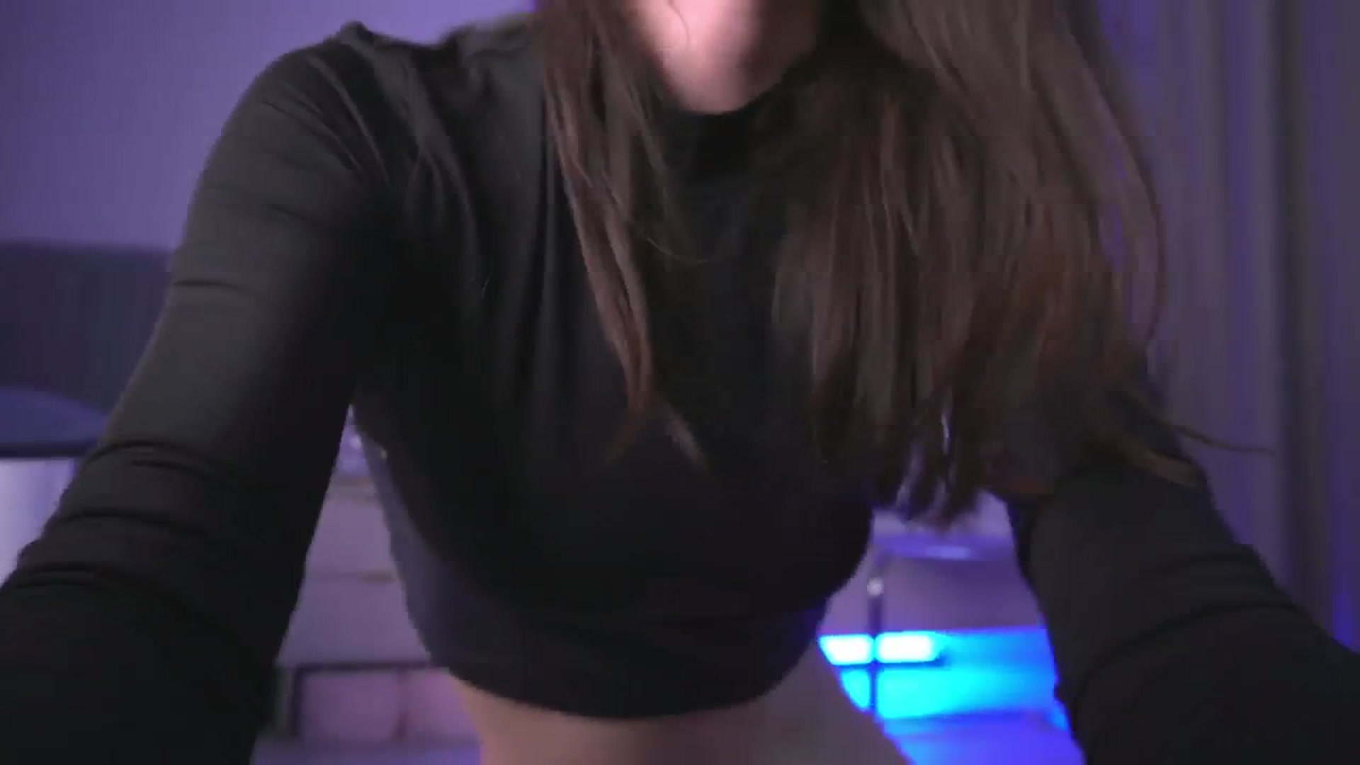 Gallery image thumbnail from Diaaa's myfreecams stream on, 03/21/2026, 22:43 image 4 of 20