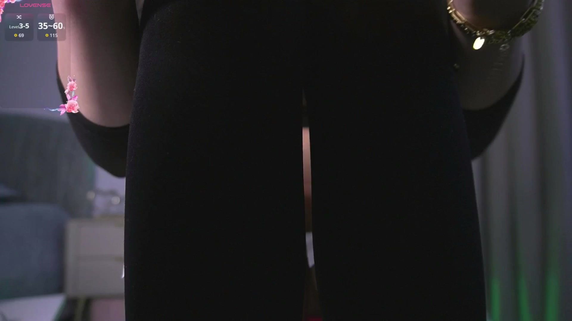 Gallery image thumbnail from Diaaa's myfreecams stream on, 04/01/2026, 12:04 image 6 of 20
