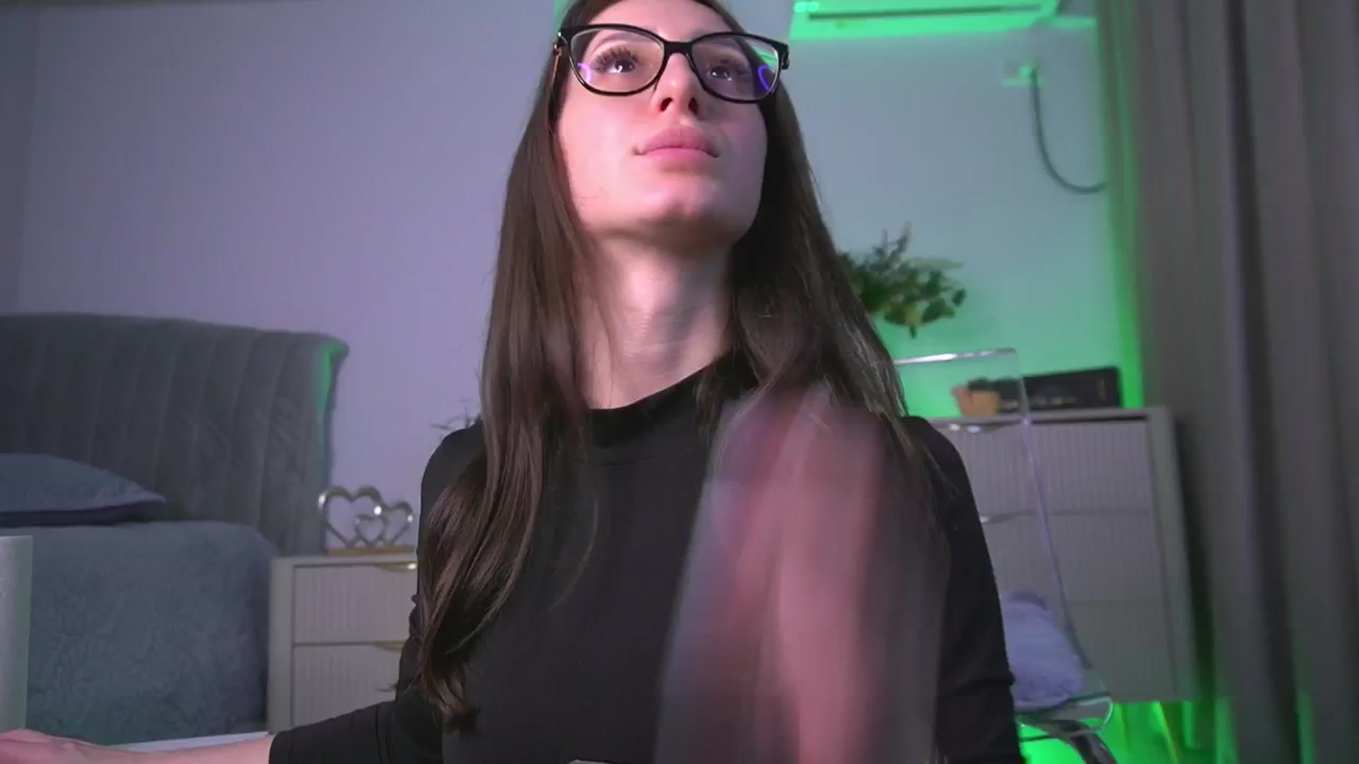 Gallery image thumbnail from Diaaa's myfreecams stream on, 04/01/2026, 12:04 image 17 of 20