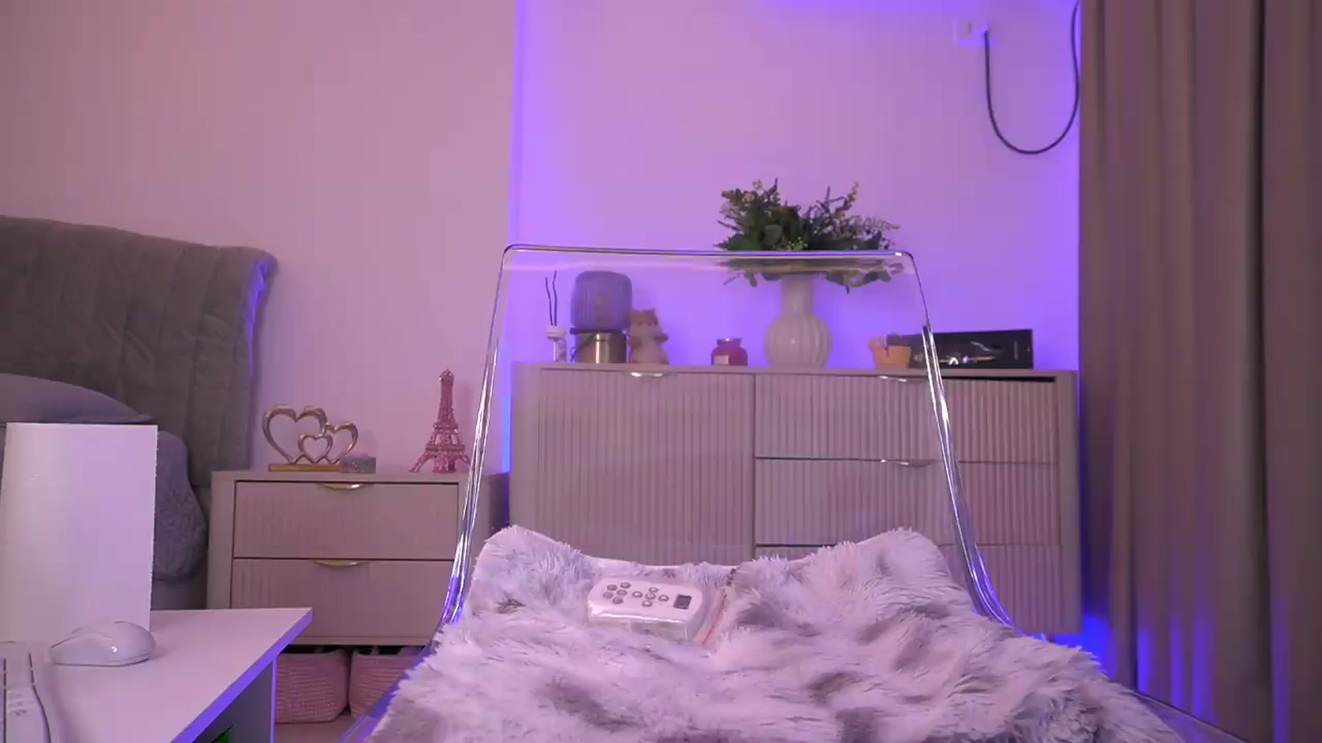 Gallery image thumbnail from Diaaa's myfreecams stream on, 06/06/2026, 21:05 image 6 of 20