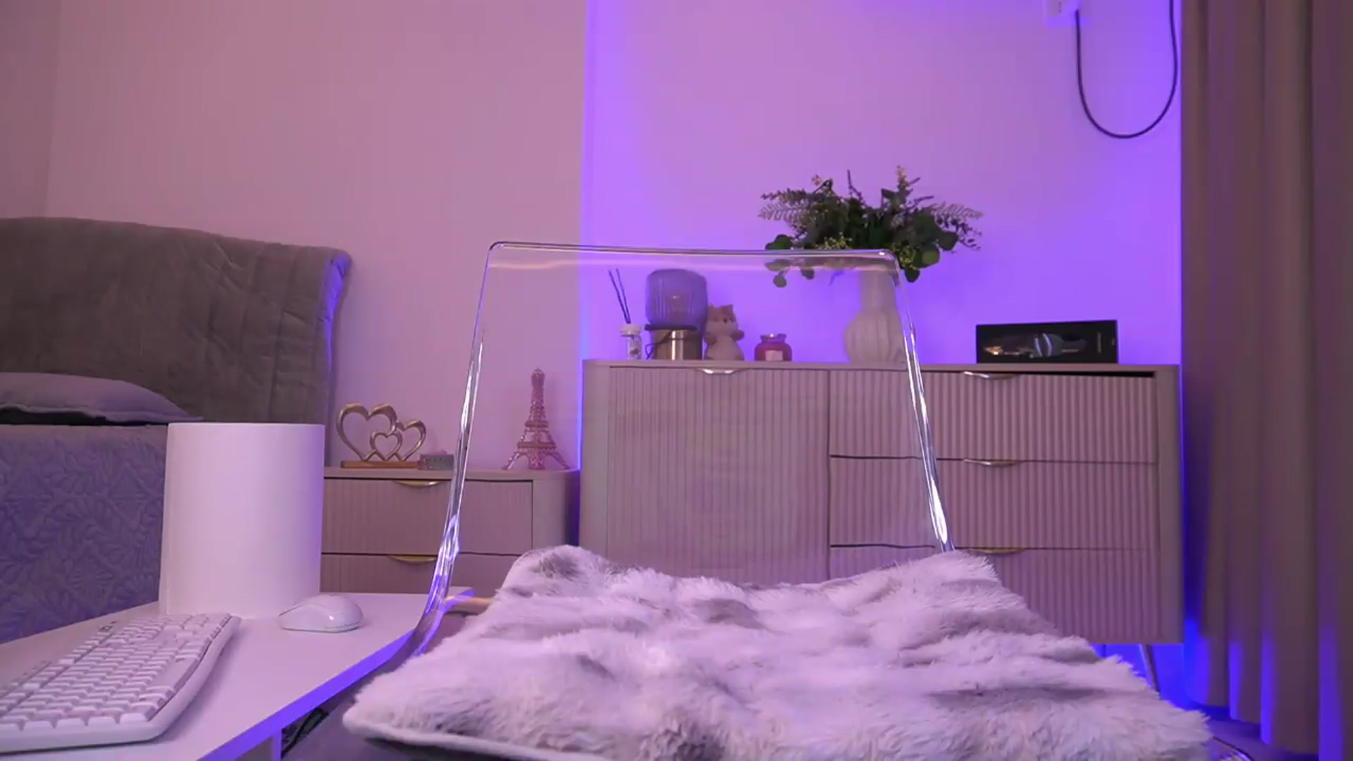 Gallery image thumbnail from Diaaa's myfreecams stream on, 06/25/2026, 19:27 image 11 of 20