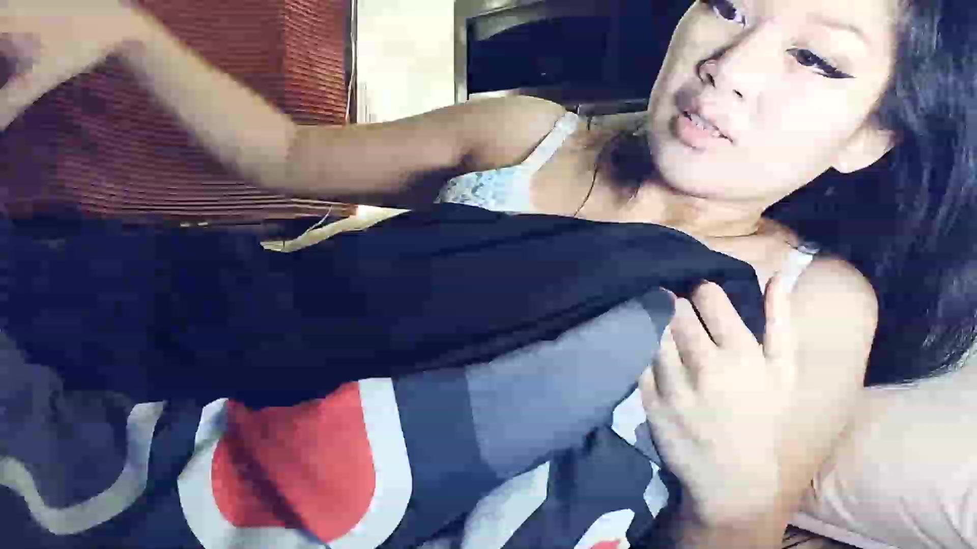 Gallery image thumbnail from Dialin_'s myfreecams stream on, 10/08/2023, 05:09 image 1 of 20