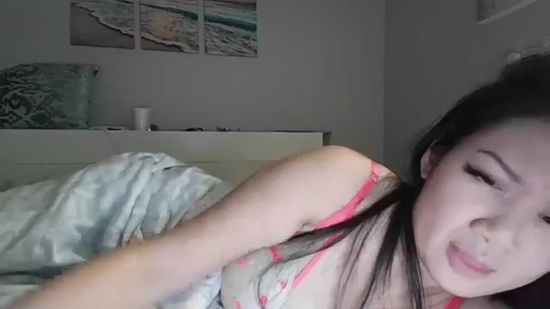 Gallery image thumbnail from Dialin_'s myfreecams stream on, 12/27/2024, 03:15 image 2 of 20