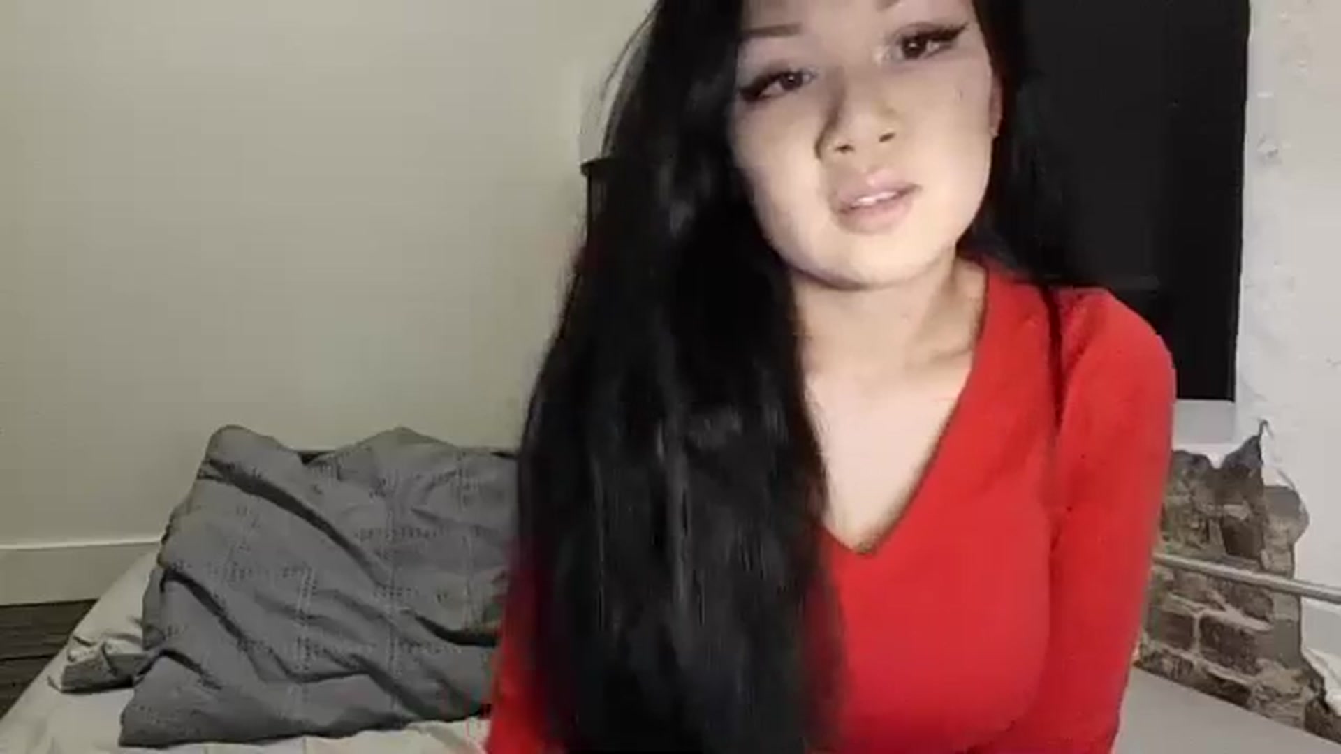 Gallery image thumbnail from Dialin_'s myfreecams stream on, 01/05/2025, 04:09 image 19 of 20