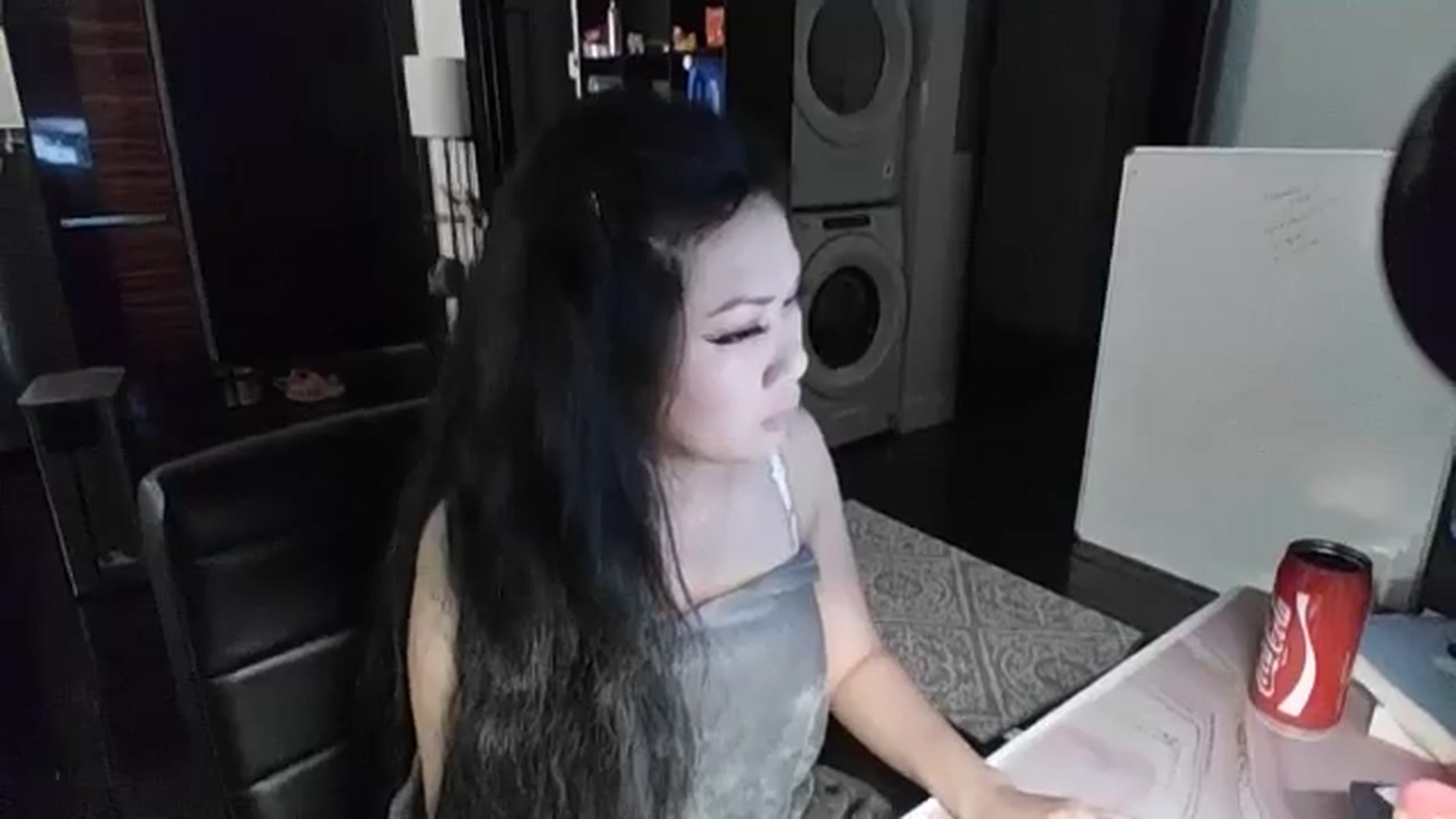 Gallery image thumbnail from Dialin_'s myfreecams stream on, 04/19/2025, 04:28 image 15 of 20