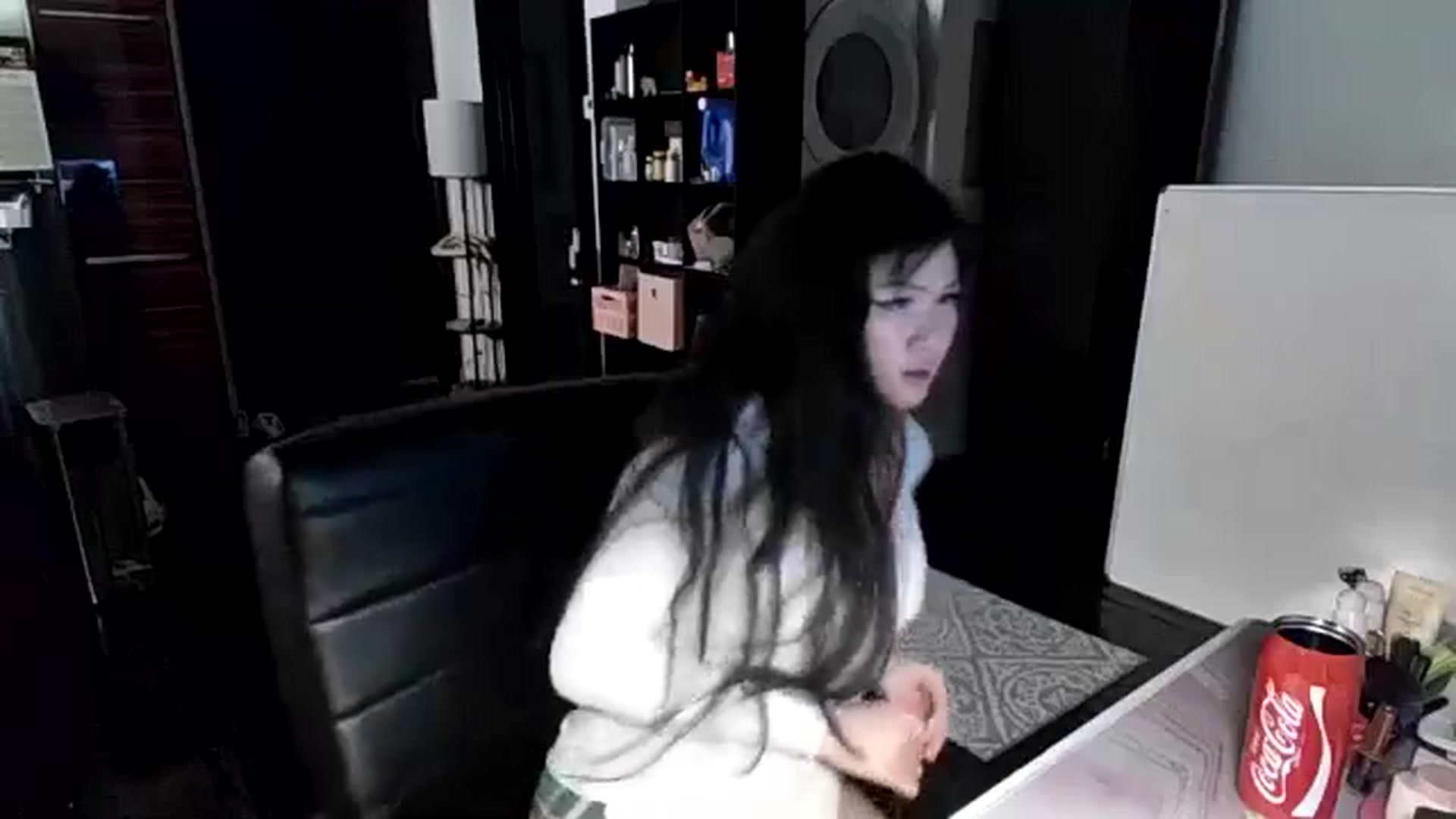 Gallery image thumbnail from Dialin_'s myfreecams stream on, 05/10/2025, 05:21 image 10 of 20