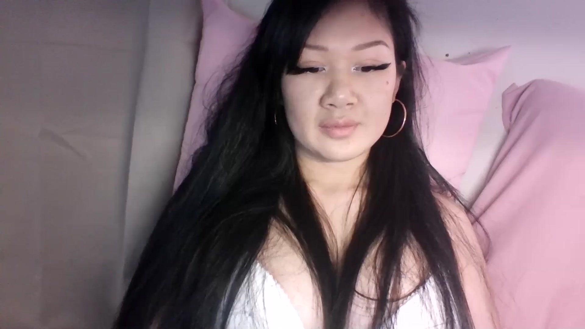 Gallery image thumbnail from Dialin_'s myfreecams stream on, 06/30/2025, 23:52 image 6 of 20