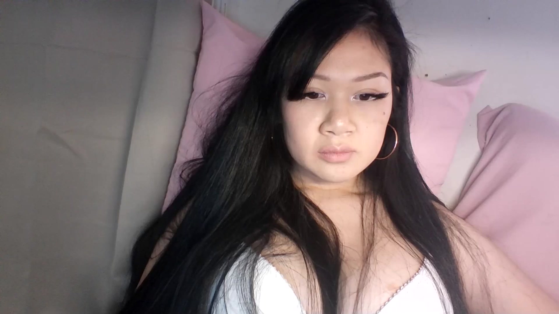 Gallery image thumbnail from Dialin_'s myfreecams stream on, 06/30/2025, 23:52 image 10 of 20