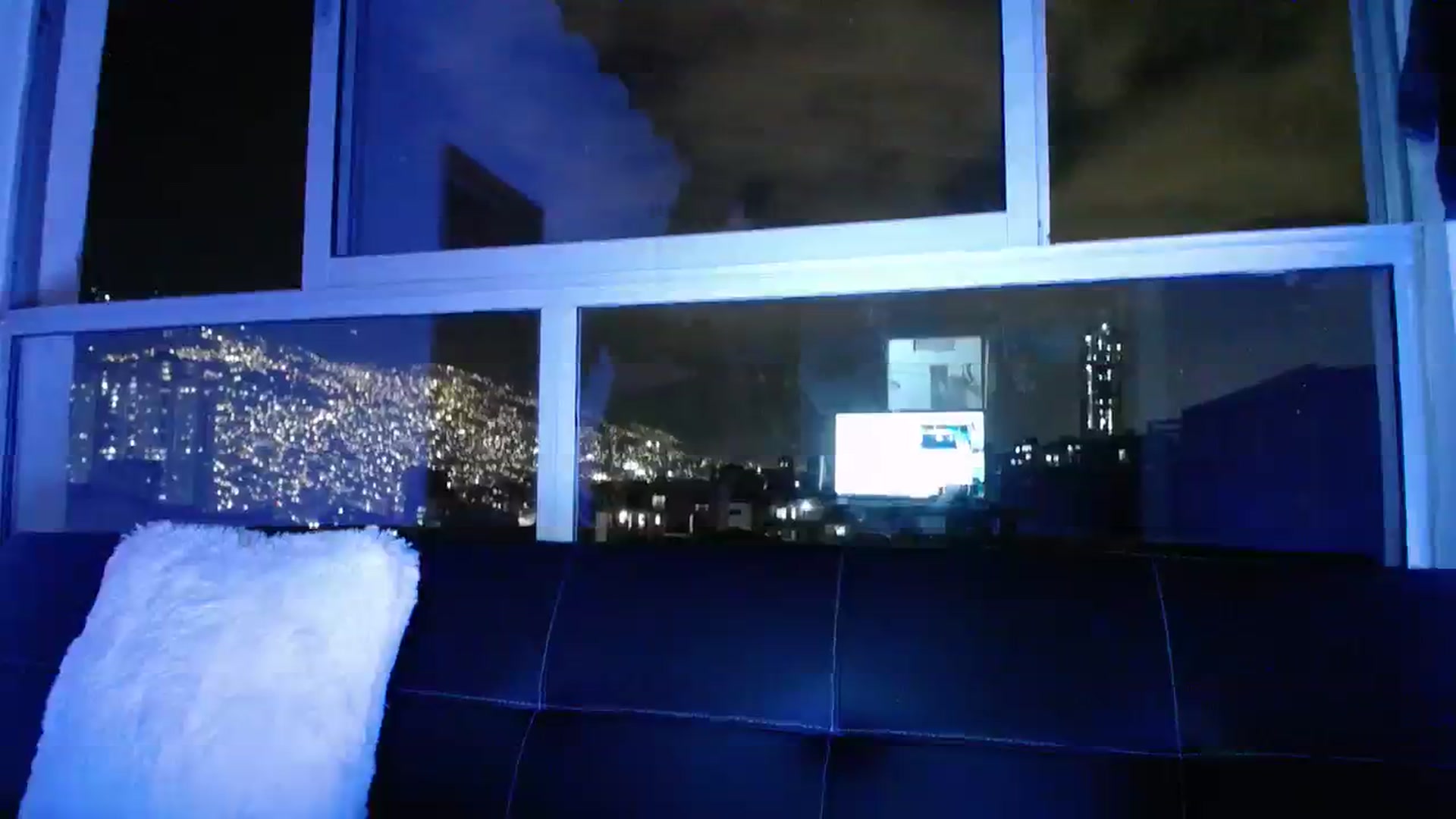 Gallery image thumbnail from Diamond777's myfreecams stream on, 10/18/2023, 24:17 image 12 of 20