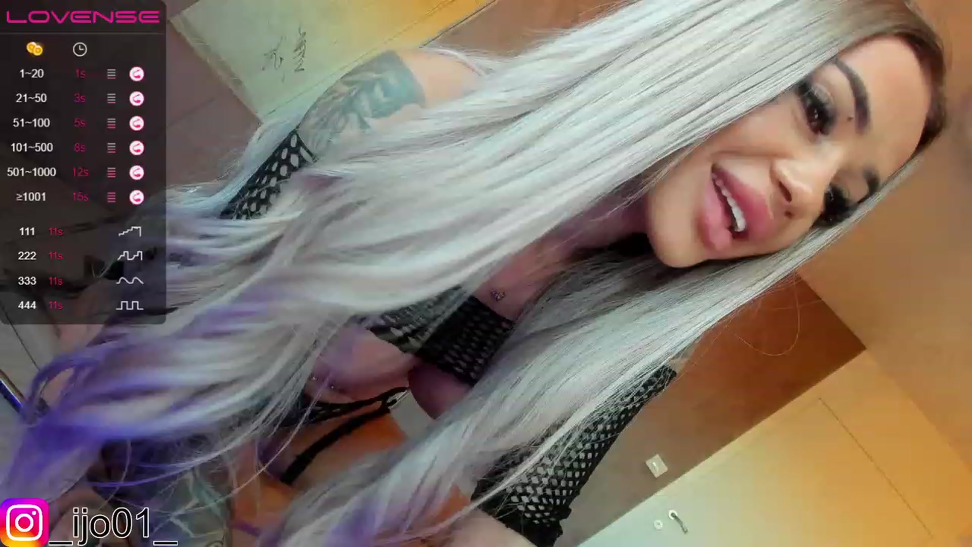 Gallery image thumbnail from DiamondJo_'s myfreecams stream on, 01/02/2023, 14:33 image 20 of 20