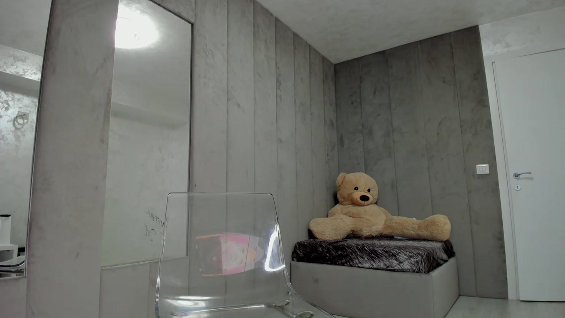 Gallery image thumbnail from DiamondJo_'s myfreecams stream on, 02/02/2023, 20:01 image 18 of 20