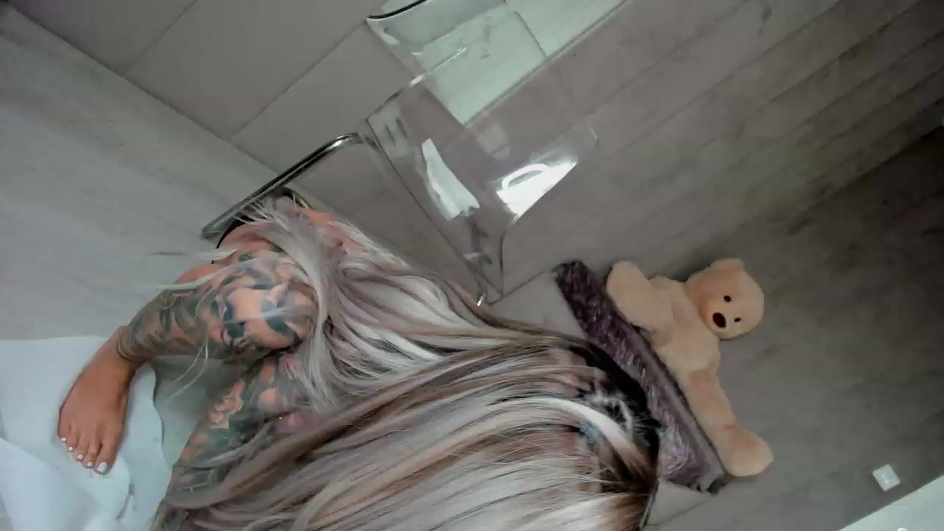 Gallery image thumbnail from DiamondJo_'s myfreecams stream on, 02/04/2023, 14:05 image 1 of 20