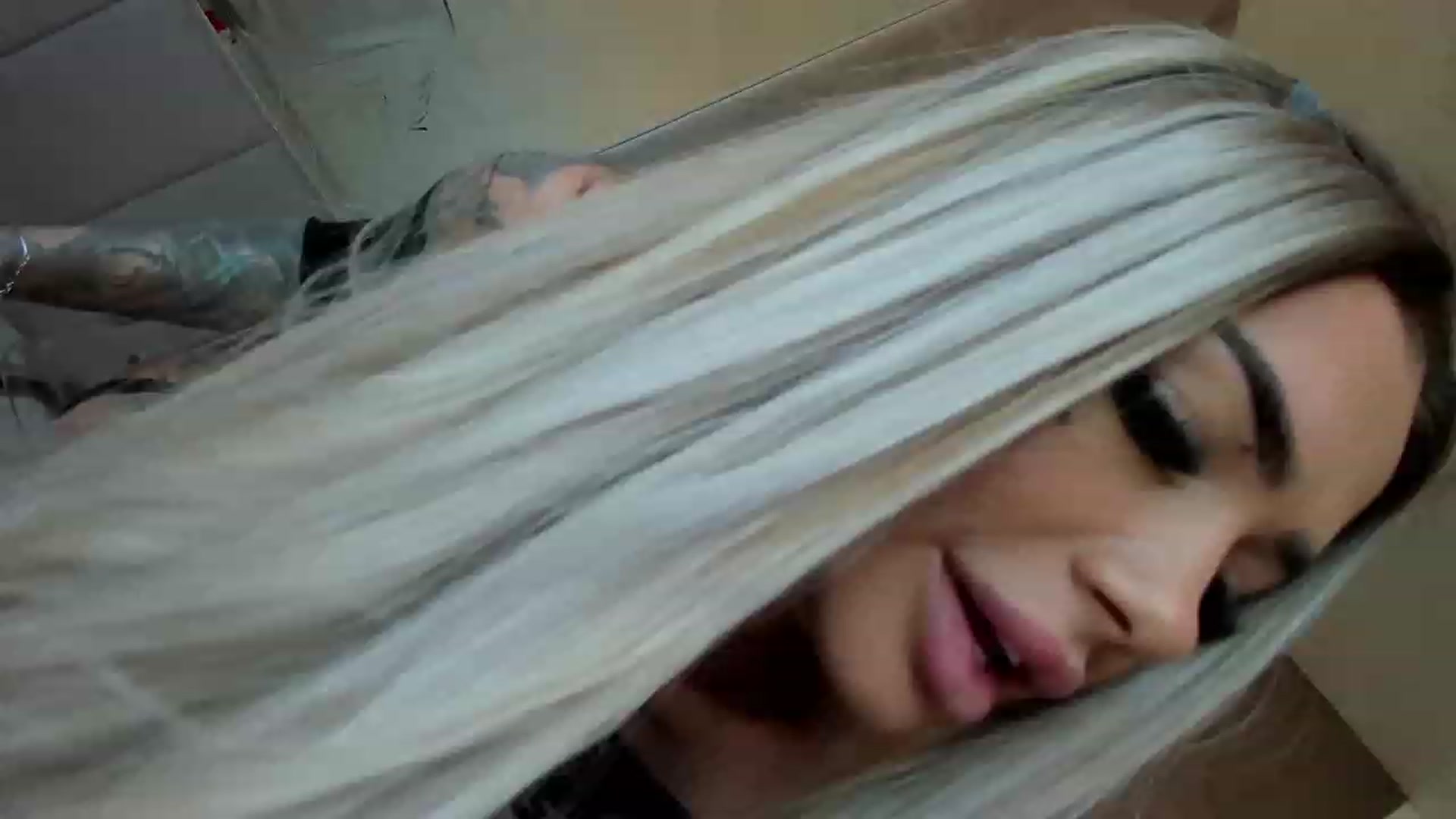 Gallery image thumbnail from DiamondJo_'s myfreecams stream on, 02/10/2023, 13:51 image 11 of 20