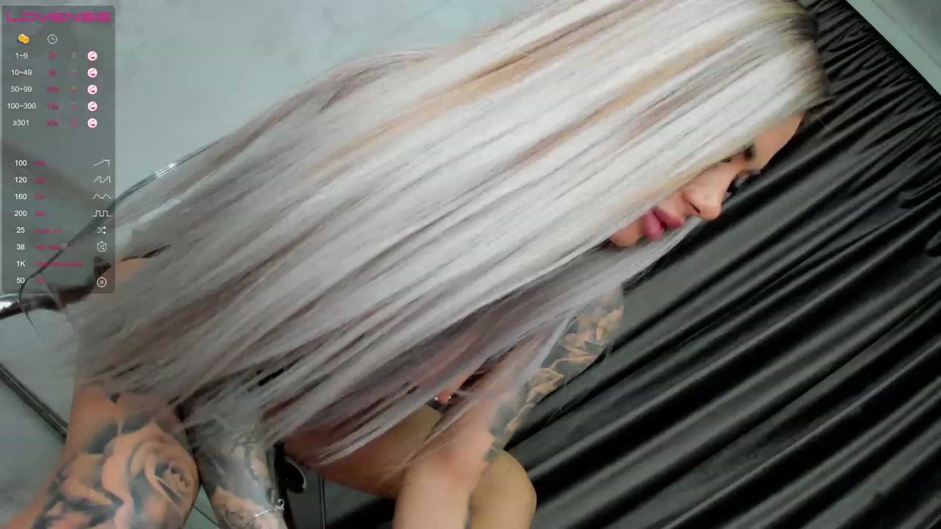Gallery image thumbnail from DiamondJo_'s myfreecams stream on, 03/13/2023, 05:23 image 3 of 20
