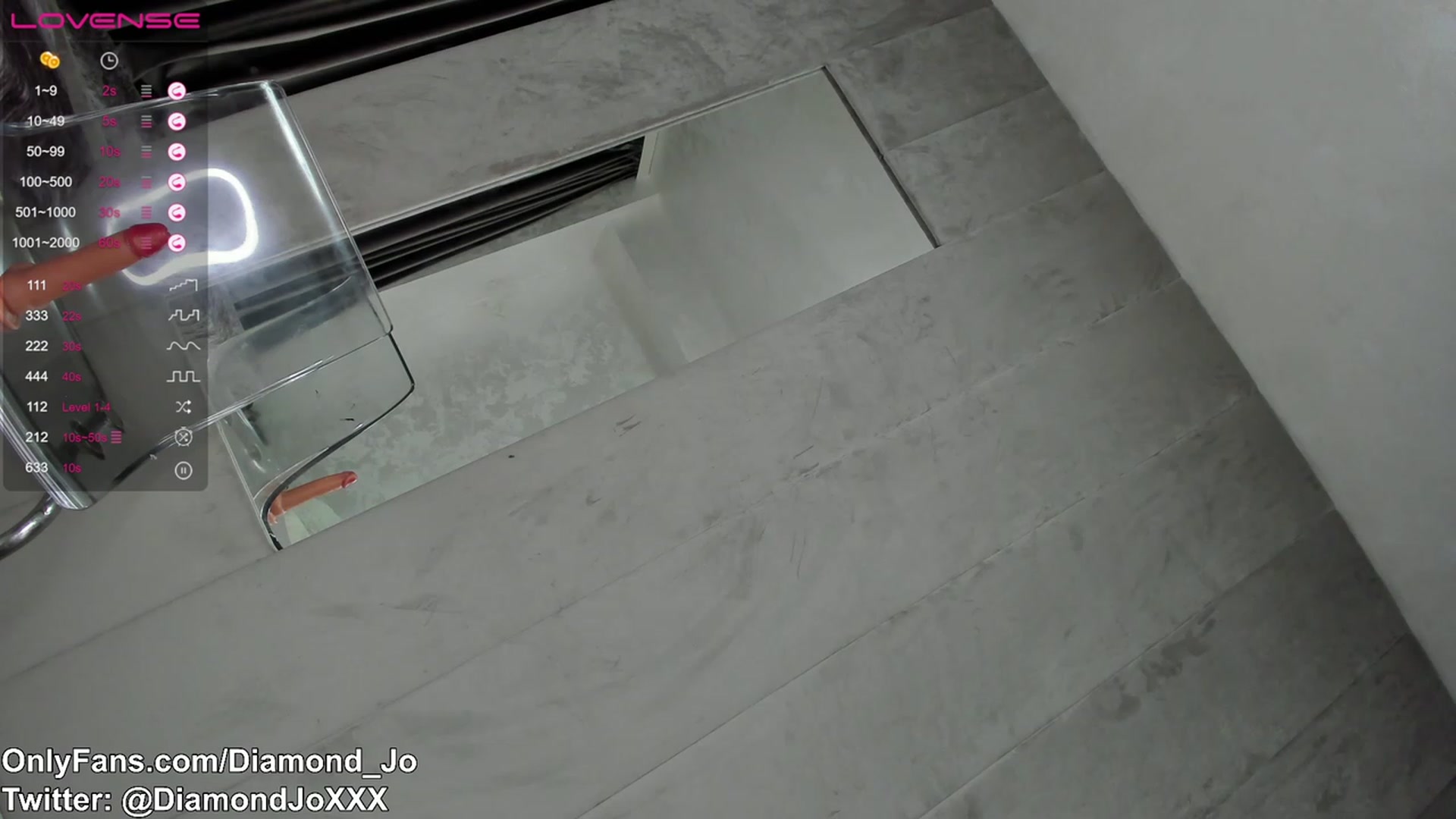 Gallery image thumbnail from DiamondJo_'s myfreecams stream on, 06/26/2023, 03:07 image 18 of 20