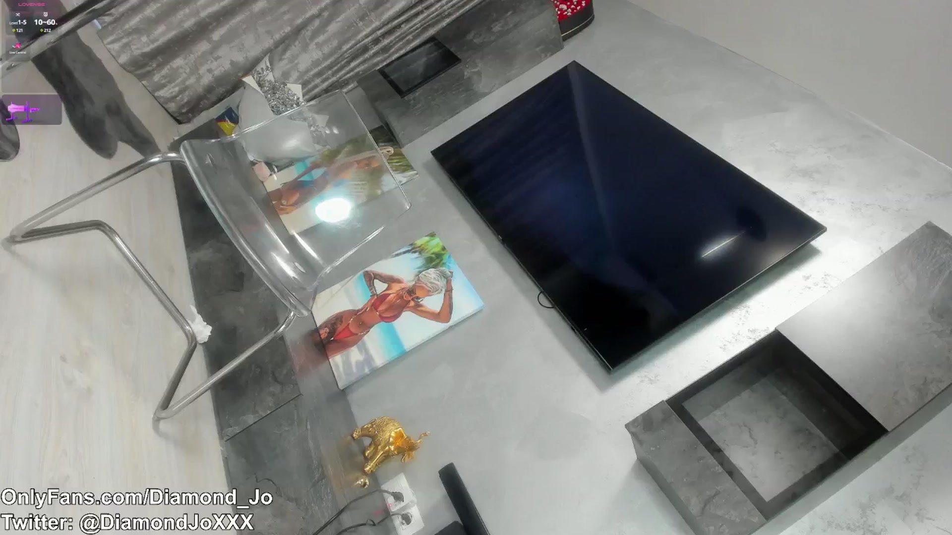 Gallery image thumbnail from DiamondJo_'s myfreecams stream on, 01/02/2025, 14:37 image 14 of 20