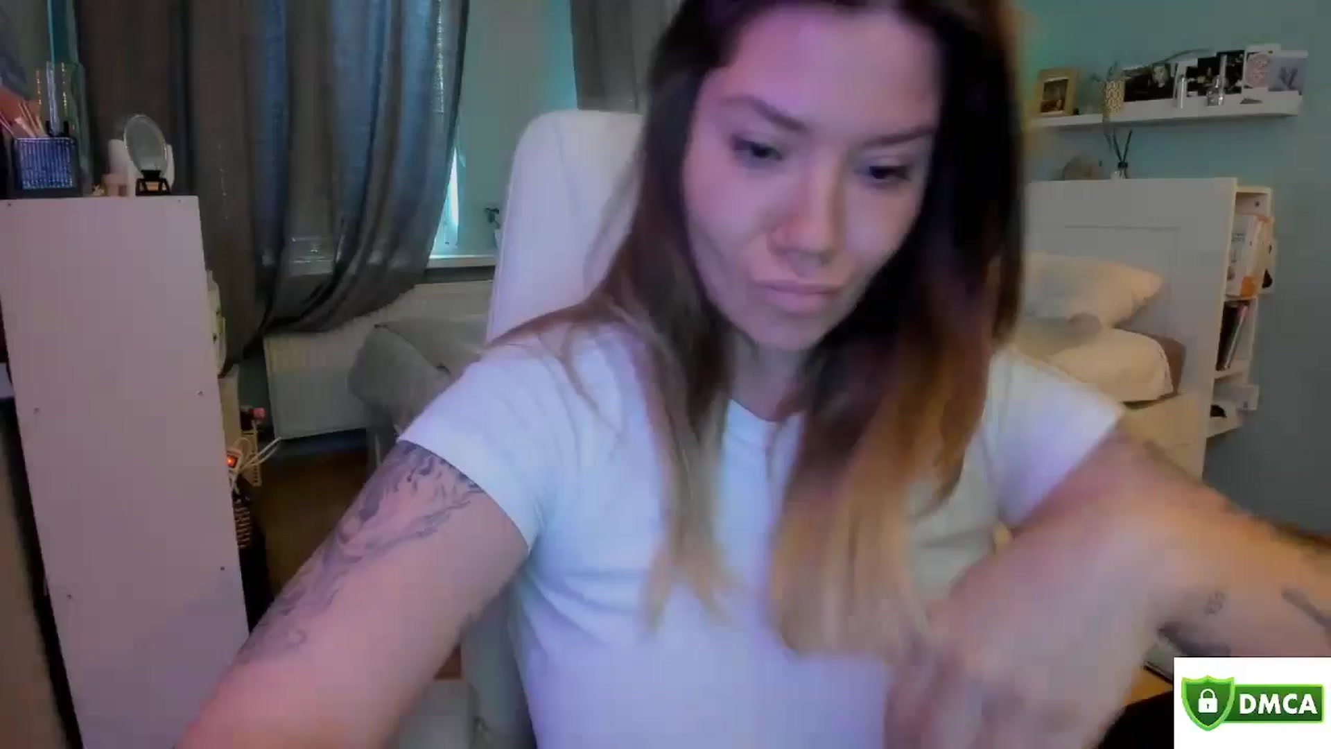 Gallery image thumbnail from DiamondNicky's myfreecams stream on, 06/11/2024, 12:17 image 15 of 20