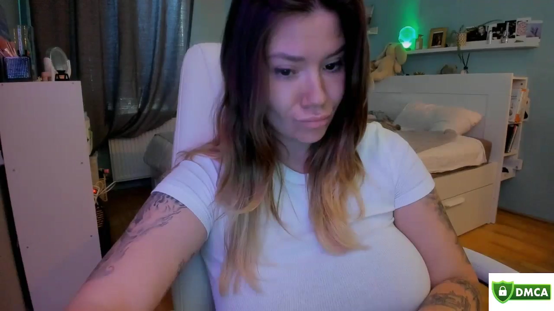 Gallery image thumbnail from DiamondNicky's myfreecams stream on, 06/11/2024, 12:17 image 17 of 20
