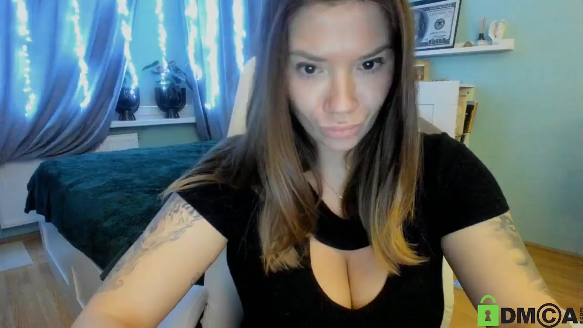 Gallery image thumbnail from DiamondNicky's myfreecams stream on, 12/25/2024, 12:53 image 19 of 20