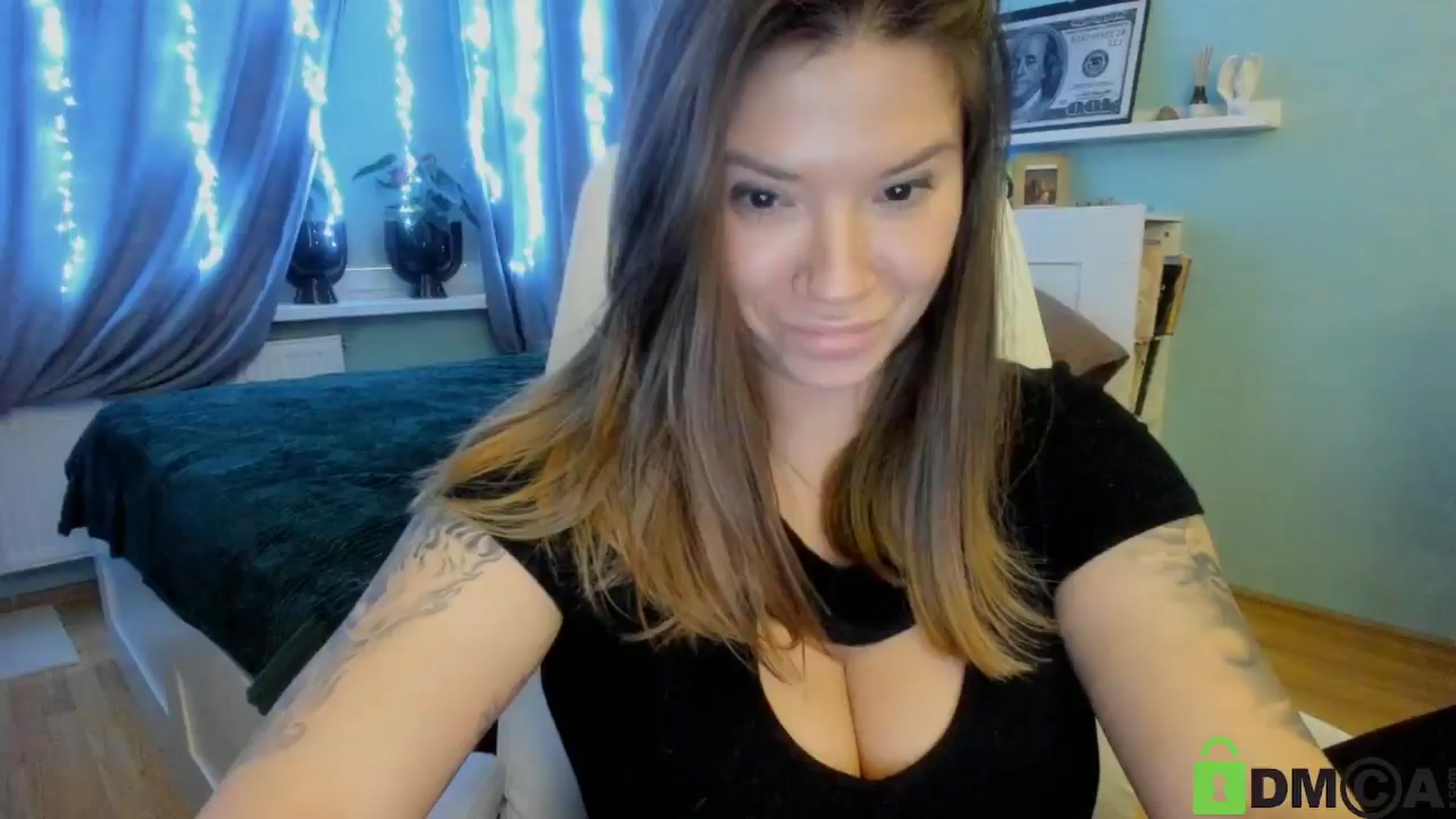 Gallery image thumbnail from DiamondNicky's myfreecams stream on, 12/25/2024, 12:53 image 16 of 20