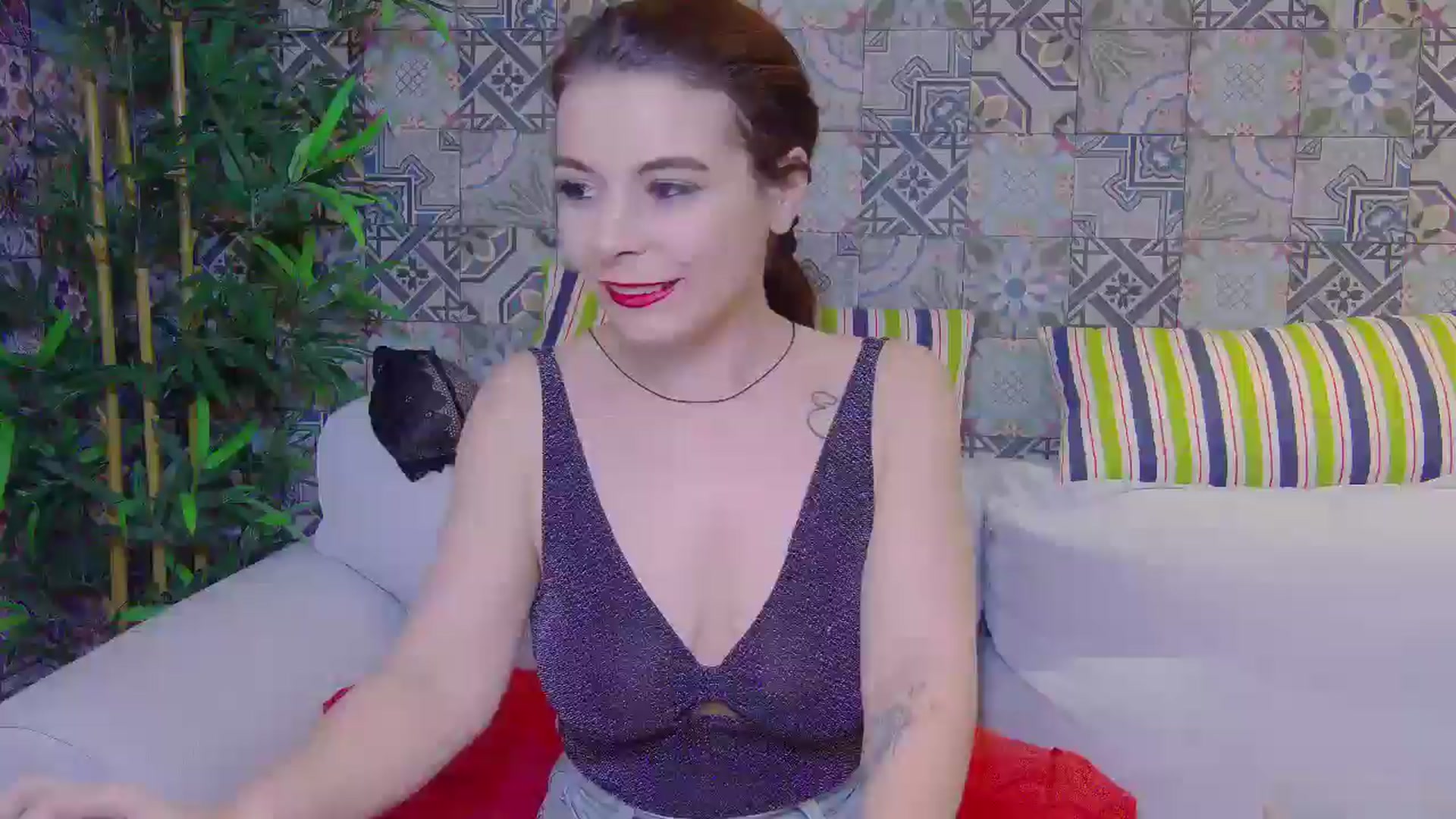 Gallery image thumbnail from DiamondStar_'s myfreecams stream on, 01/16/2025, 24:00 image 11 of 20
