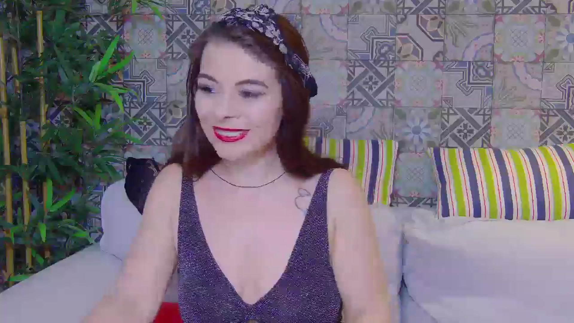 Gallery image thumbnail from DiamondStar_'s myfreecams stream on, 01/16/2025, 24:00 image 14 of 20