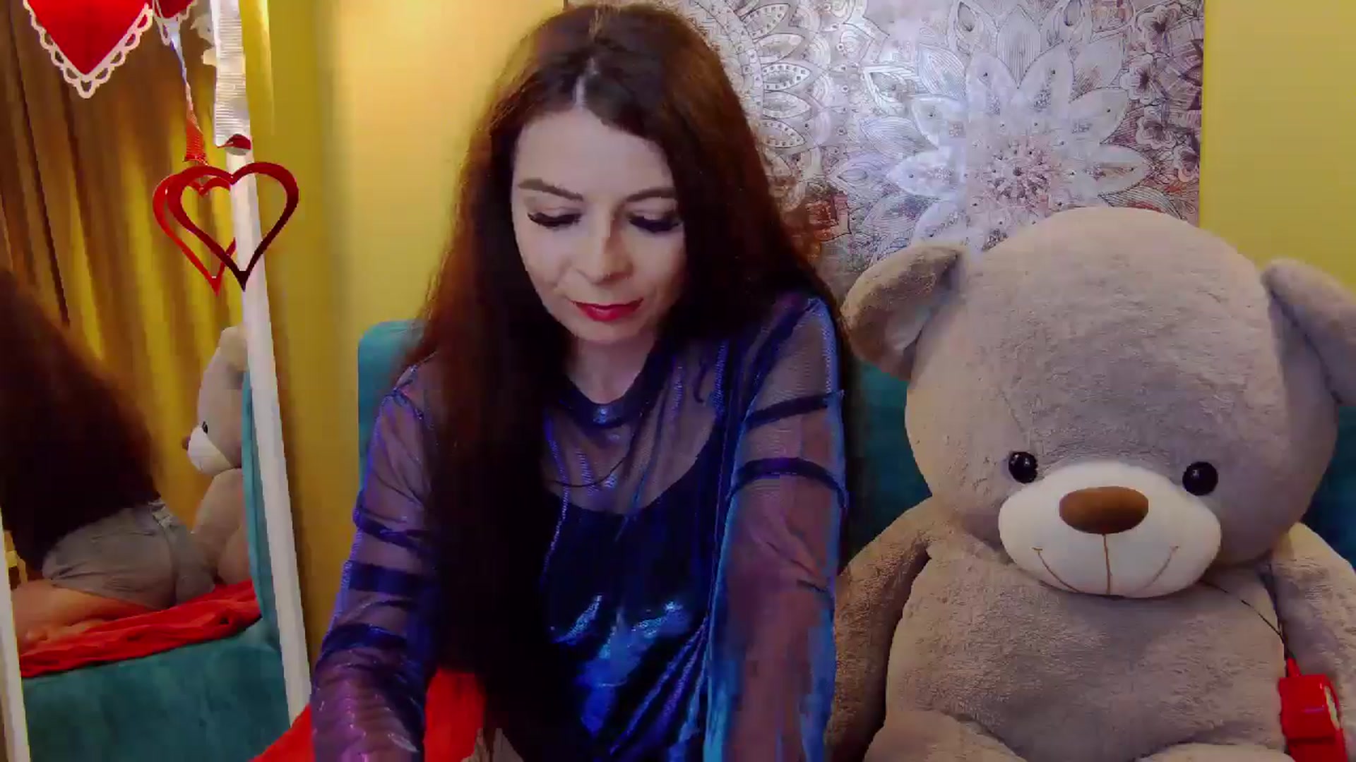 Gallery image thumbnail from DiamondStar_'s myfreecams stream on, 05/07/2025, 24:08 image 2 of 20