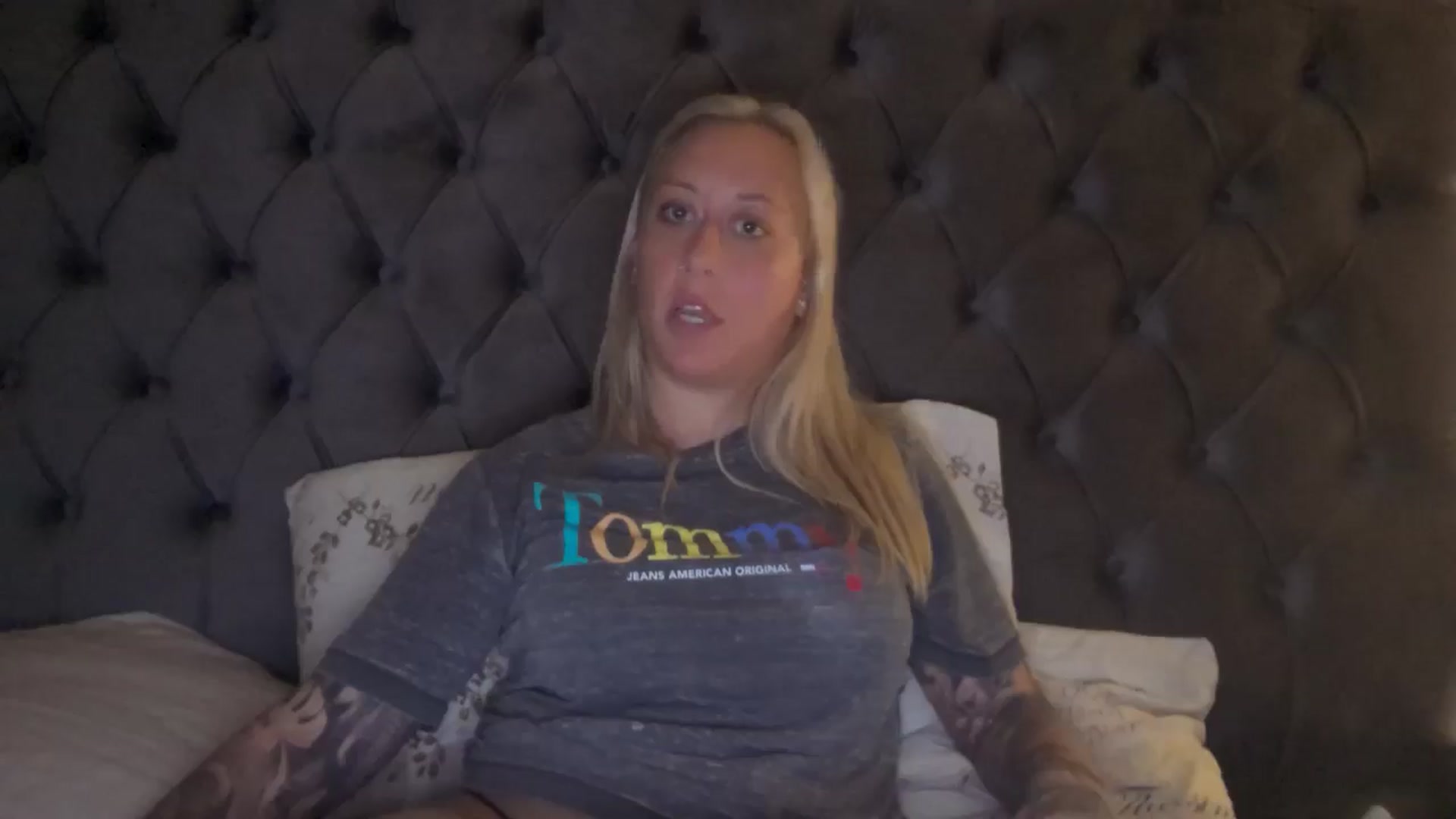 Gallery image thumbnail from DiamondXOXO's myfreecams stream on, 06/15/2024, 16:44 image 20 of 20