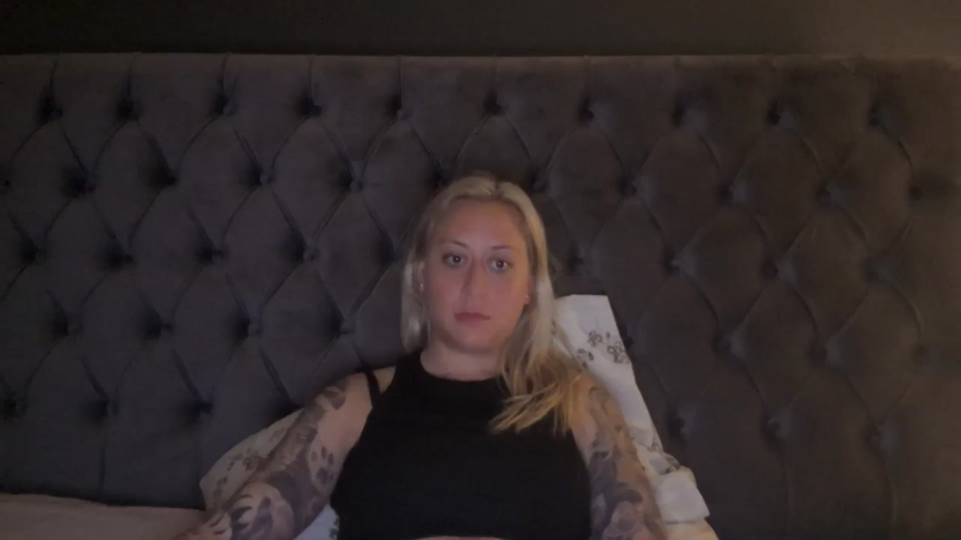 Gallery image thumbnail from DiamondXOXO's myfreecams stream on, 06/17/2024, 21:54 image 18 of 20