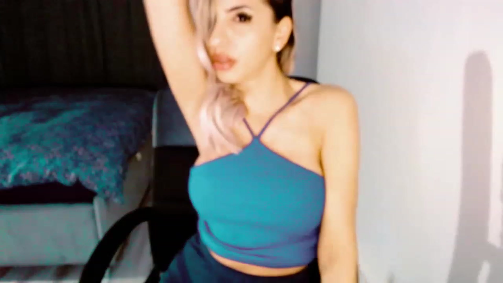 Gallery image thumbnail from Diamondblack5's myfreecams stream on, 07/03/2023, 01:25 image 12 of 20