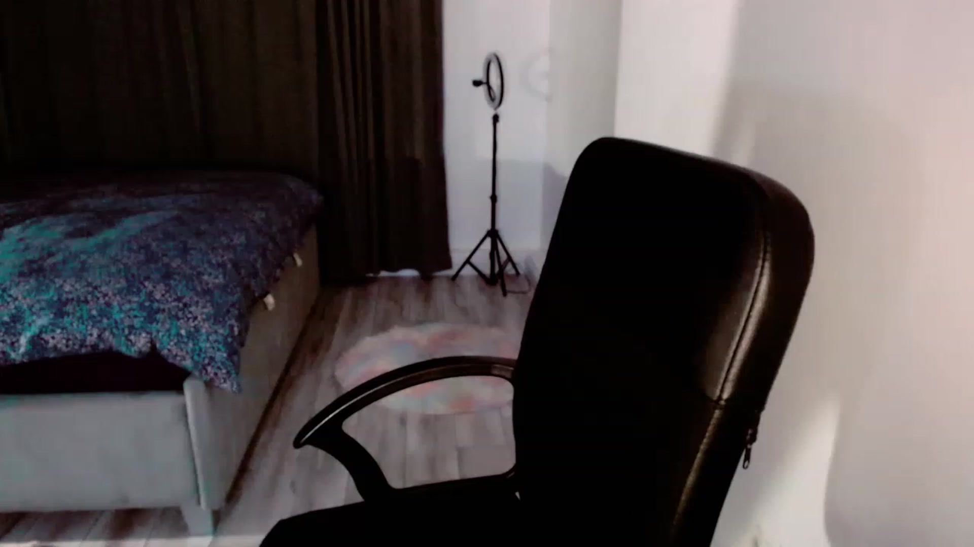 Gallery image thumbnail from Diamondblack5's myfreecams stream on, 07/03/2023, 01:25 image 6 of 20