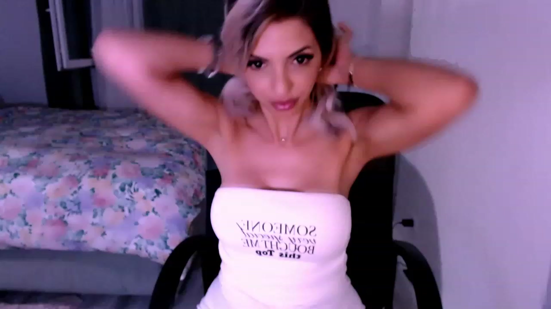 Gallery image thumbnail from Diamondblack5's myfreecams stream on, 07/07/2023, 24:54 image 1 of 20