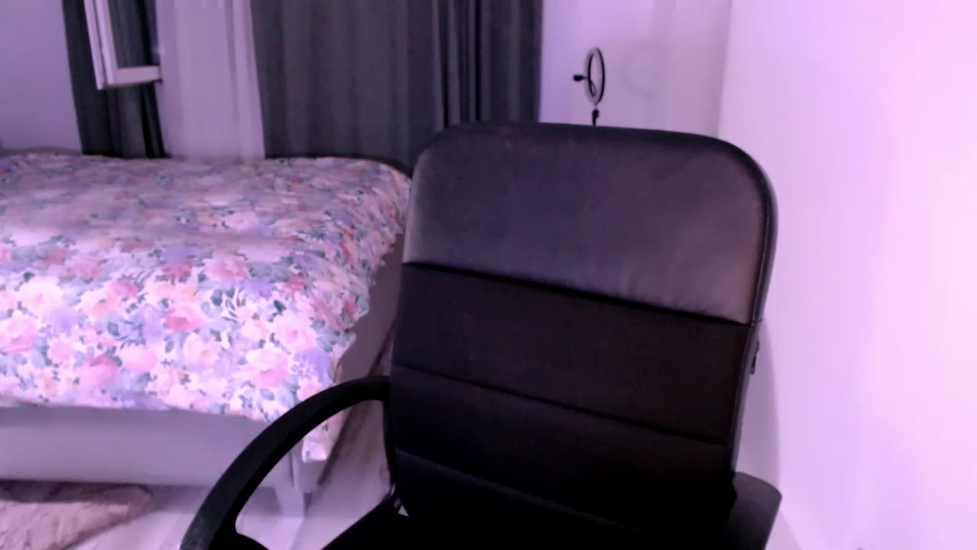 Gallery image thumbnail from Diamondblack5's myfreecams stream on, 07/07/2023, 01:21 image 8 of 20