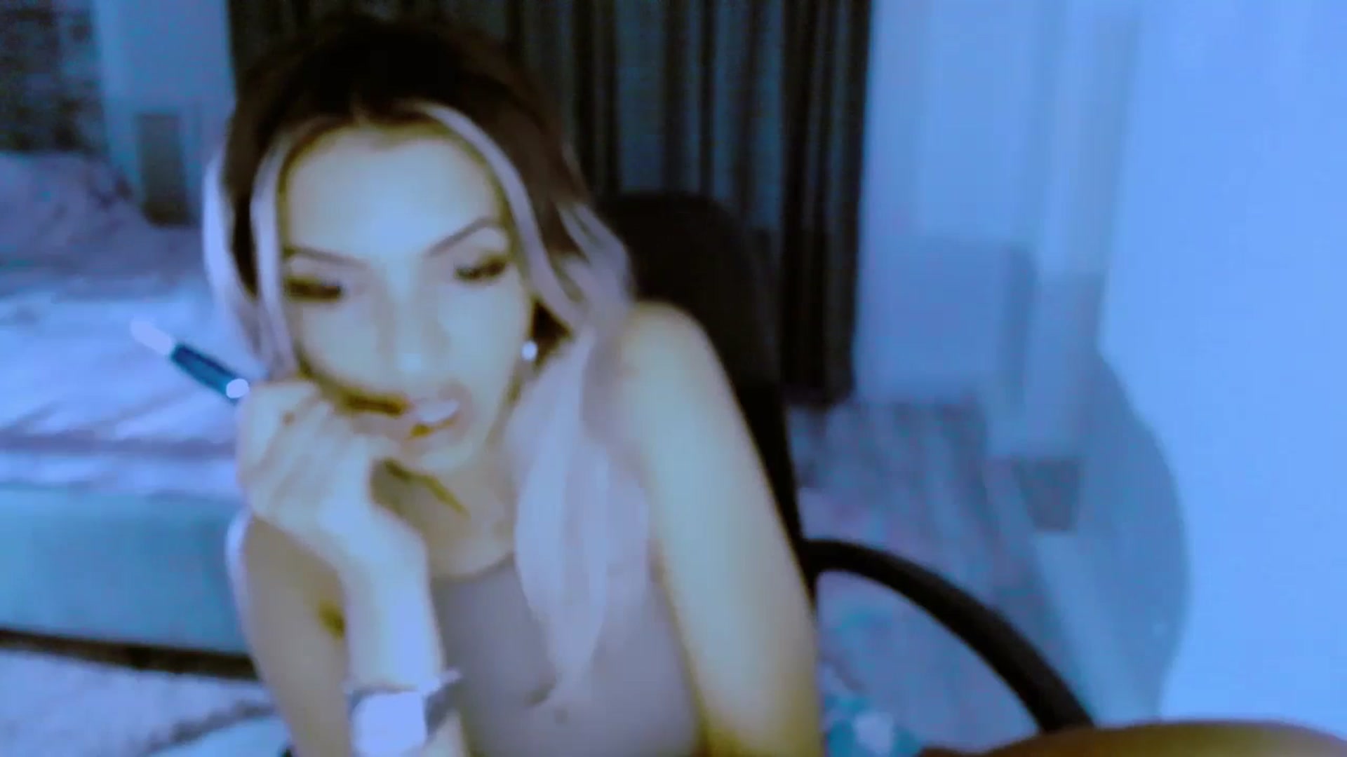 Gallery image thumbnail from Diamondblack5's myfreecams stream on, 08/07/2023, 24:49 image 16 of 20