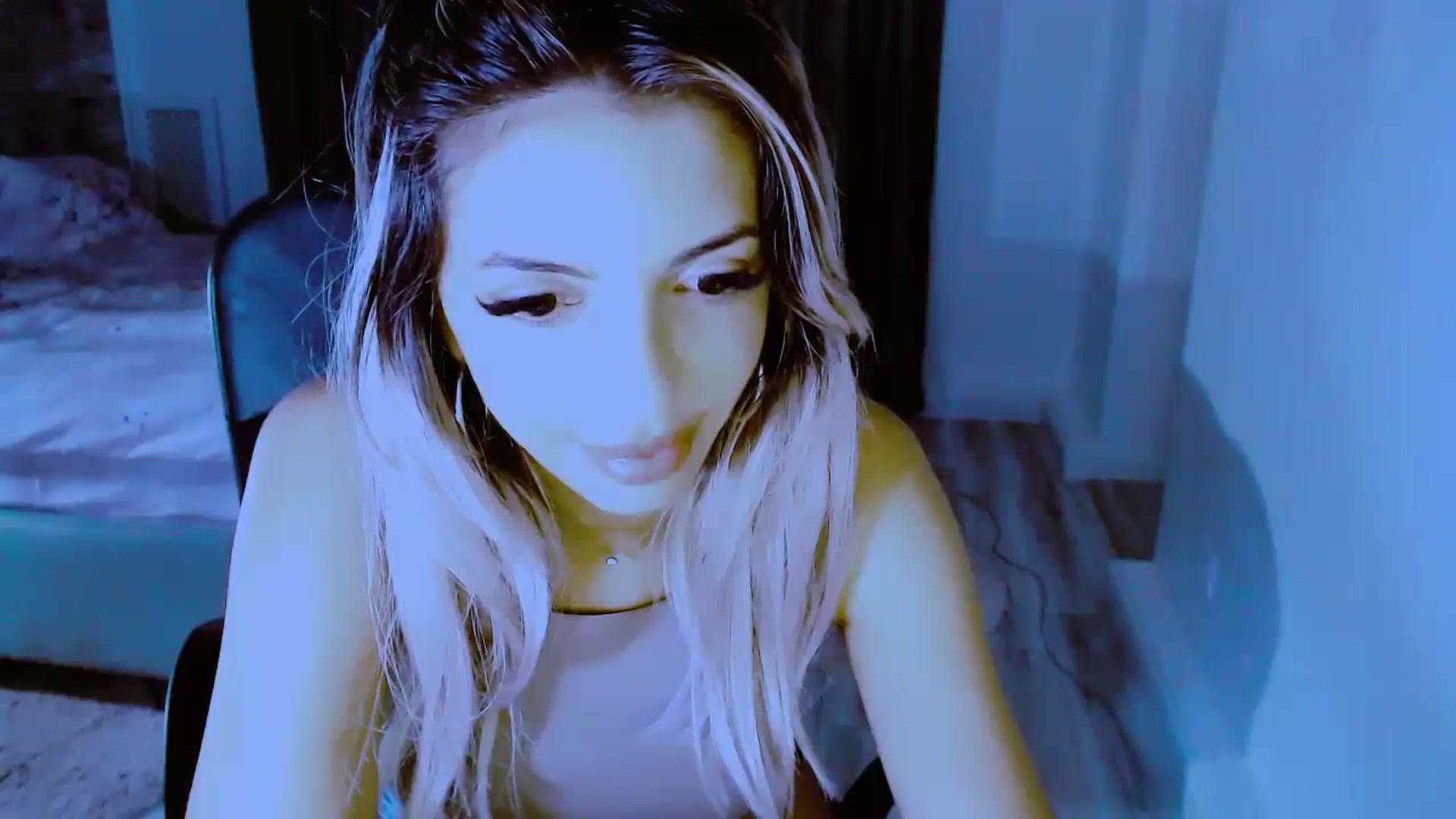 Gallery image thumbnail from Diamondblack5's myfreecams stream on, 08/07/2023, 24:49 image 20 of 20