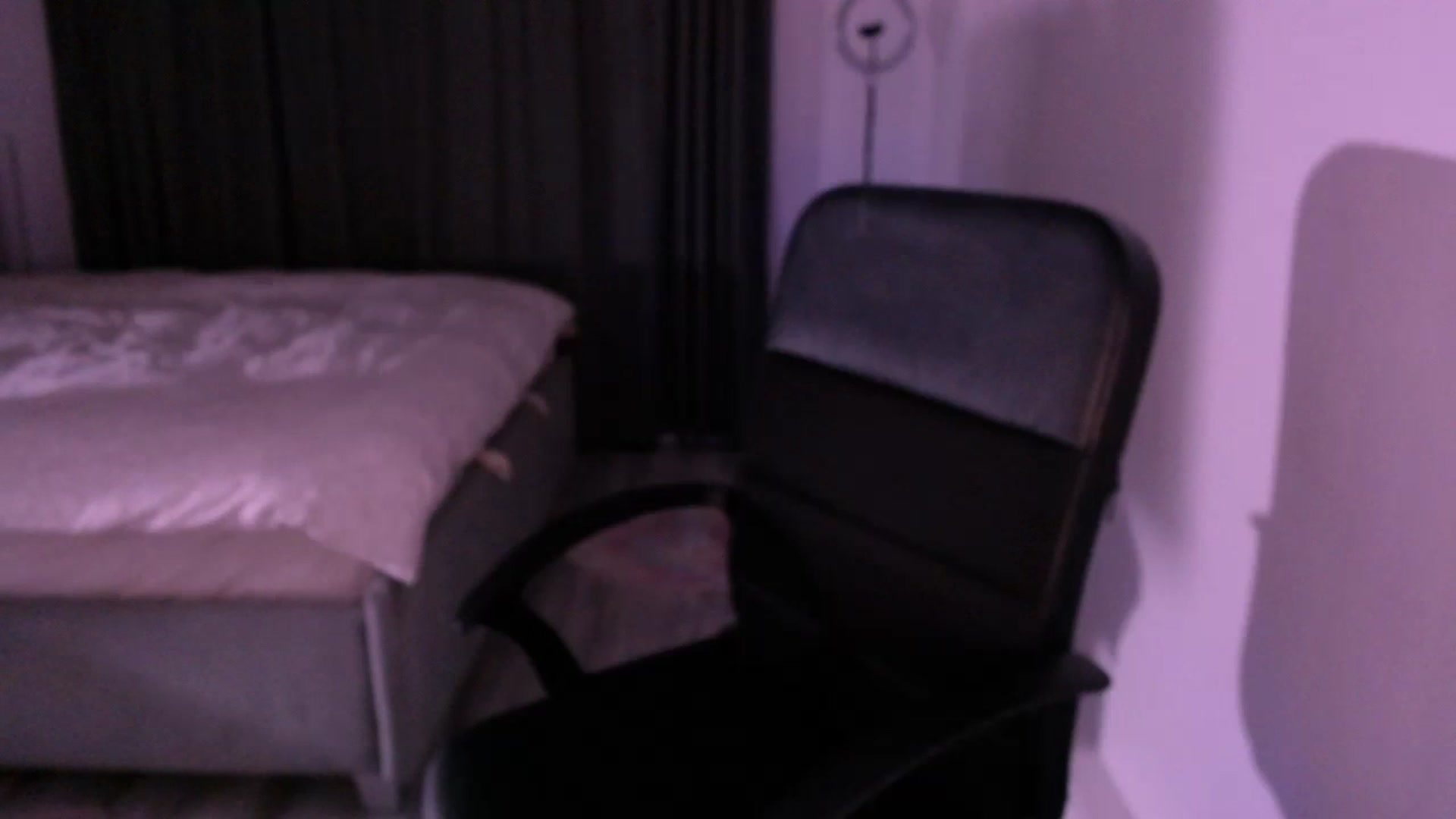 Gallery image thumbnail from Diamondblack5's myfreecams stream on, 08/19/2023, 23:56 image 4 of 20