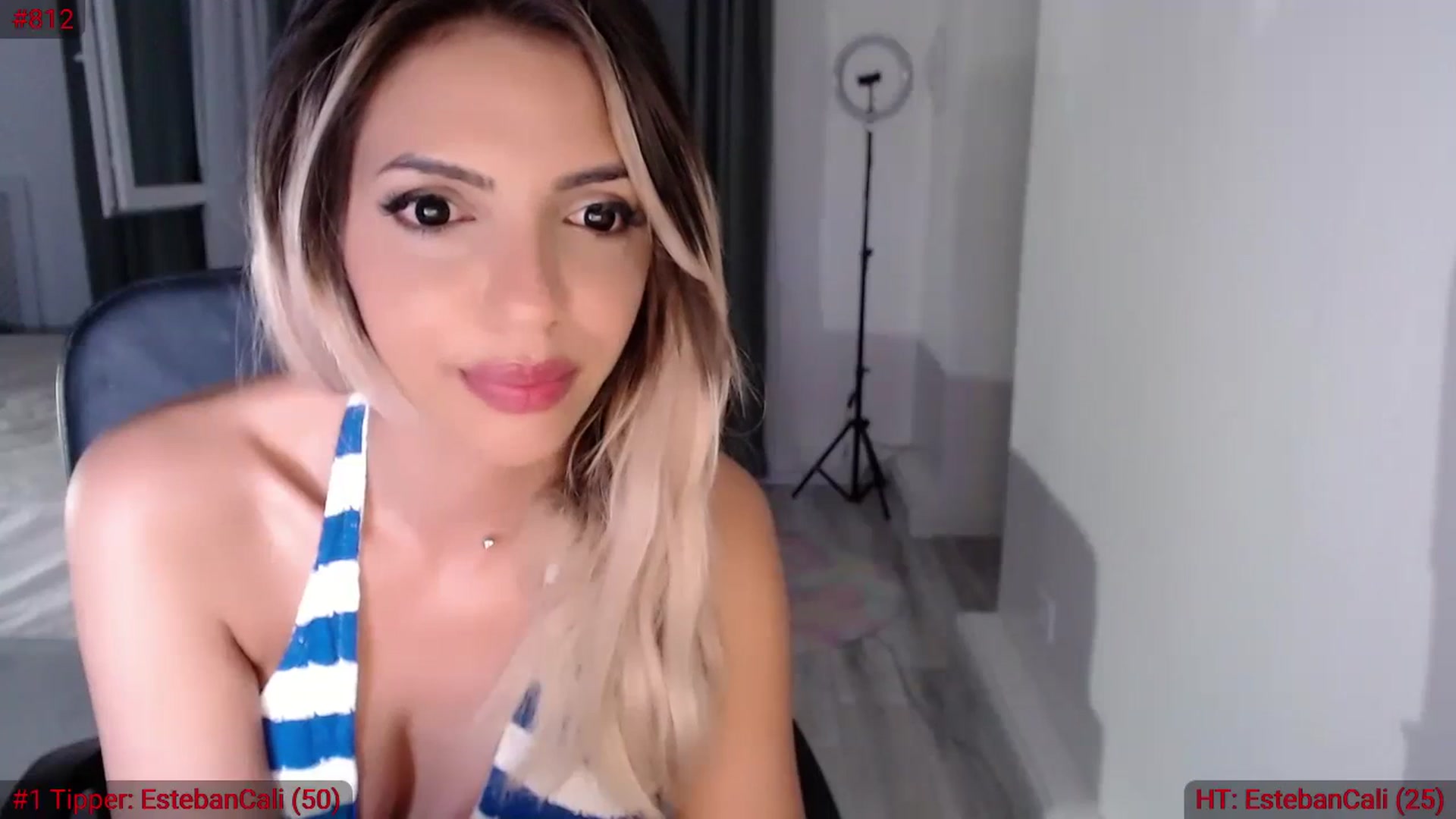 Gallery image thumbnail from Diamondblack5's myfreecams stream on, 08/20/2023, 22:27 image 19 of 20
