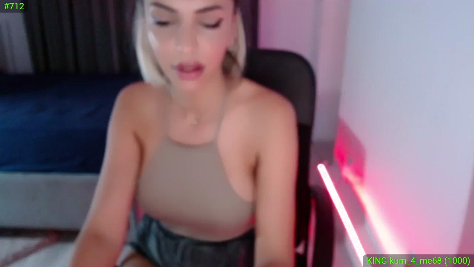 Gallery image thumbnail from Diamondblack5's myfreecams stream on, 09/05/2023, 24:32 image 17 of 20
