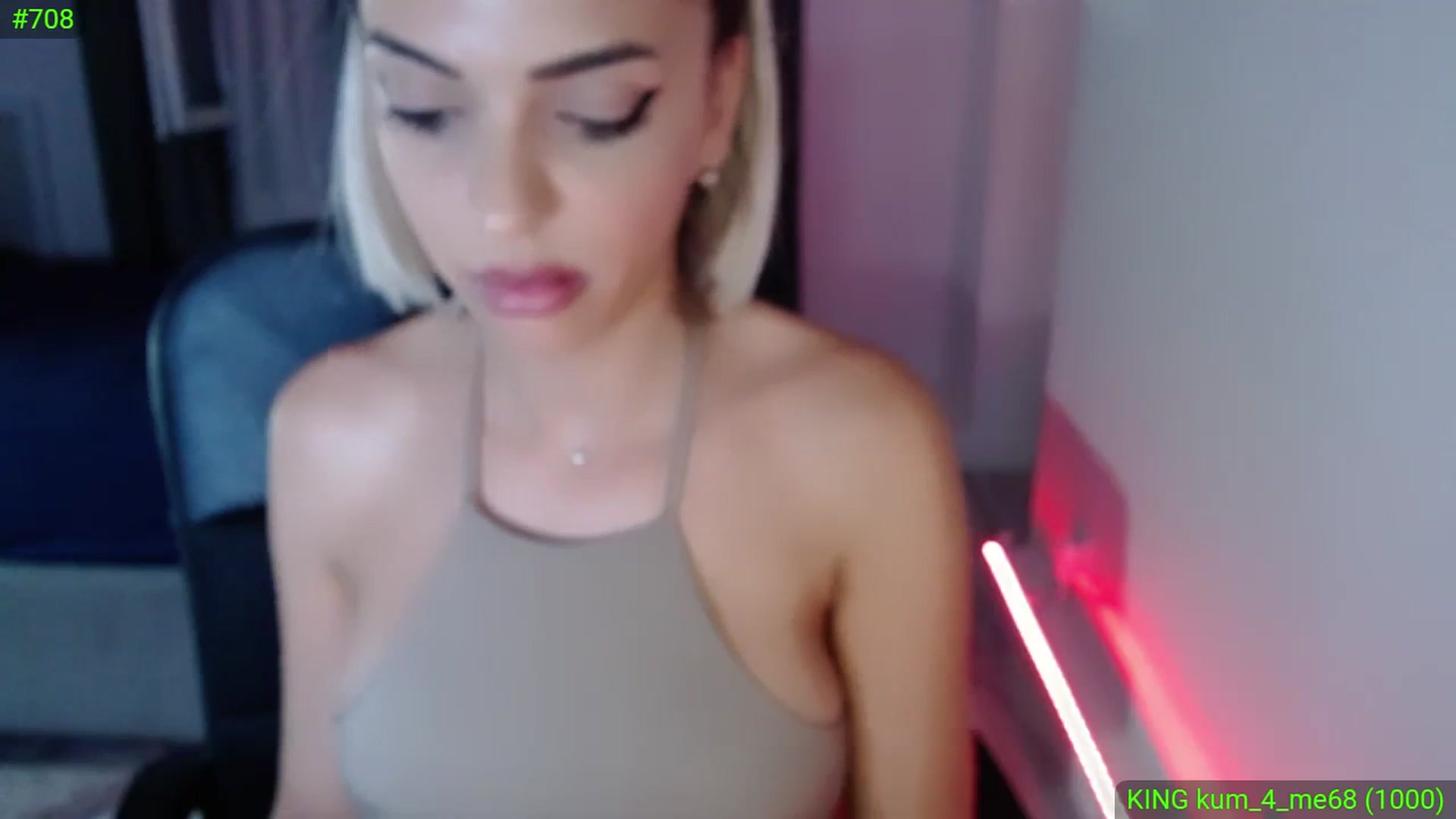 Gallery image thumbnail from Diamondblack5's myfreecams stream on, 09/05/2023, 24:32 image 11 of 20