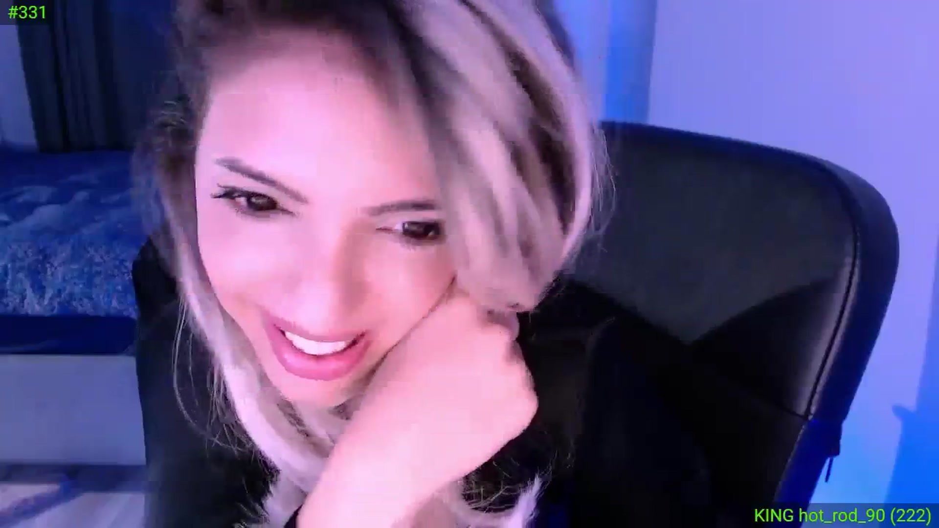 Gallery image thumbnail from Diamondblack5's myfreecams stream on, 09/10/2023, 01:57 image 2 of 20