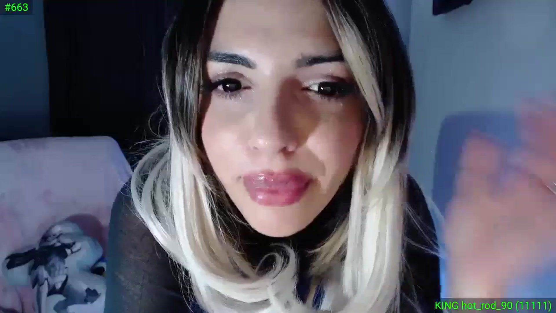 Gallery image thumbnail from Diamondblack5's myfreecams stream on, 10/22/2023, 02:38 image 13 of 20