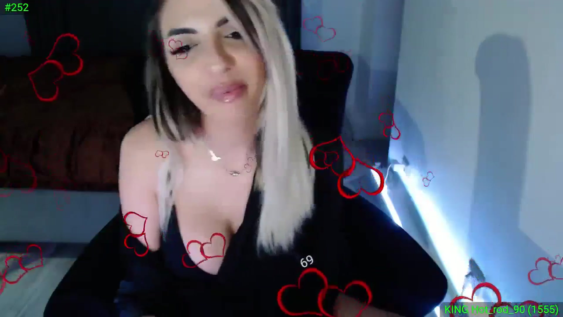 Gallery image thumbnail from Diamondblack5's myfreecams stream on, 11/17/2023, 04:17 image 9 of 20