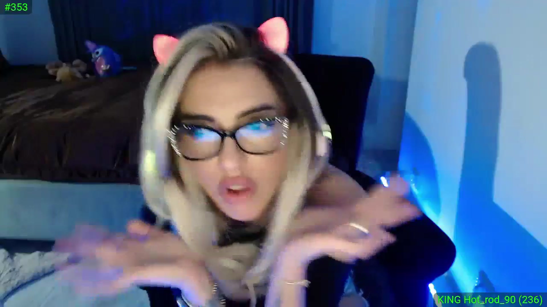 Gallery image thumbnail from Diamondblack5's myfreecams stream on, 11/23/2023, 03:19 image 10 of 20