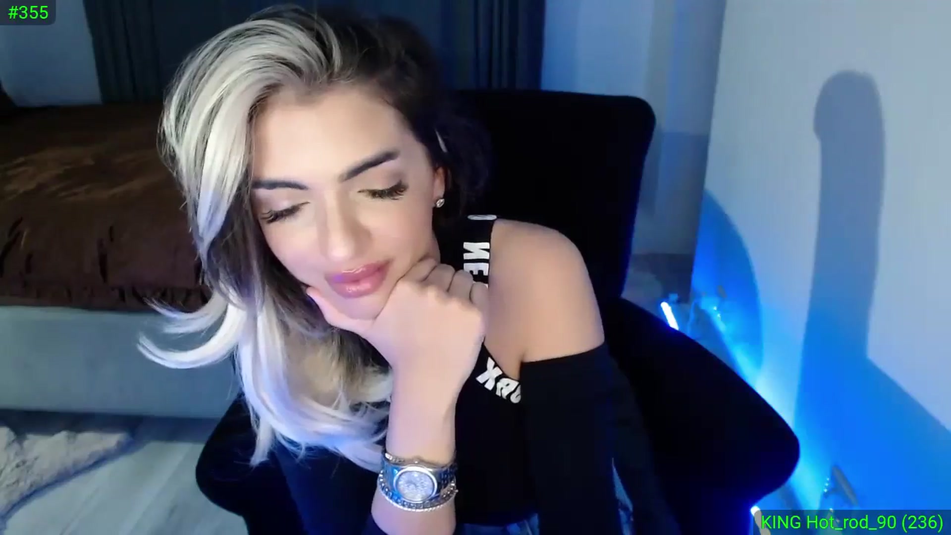 Gallery image thumbnail from Diamondblack5's myfreecams stream on, 11/23/2023, 03:19 image 7 of 20