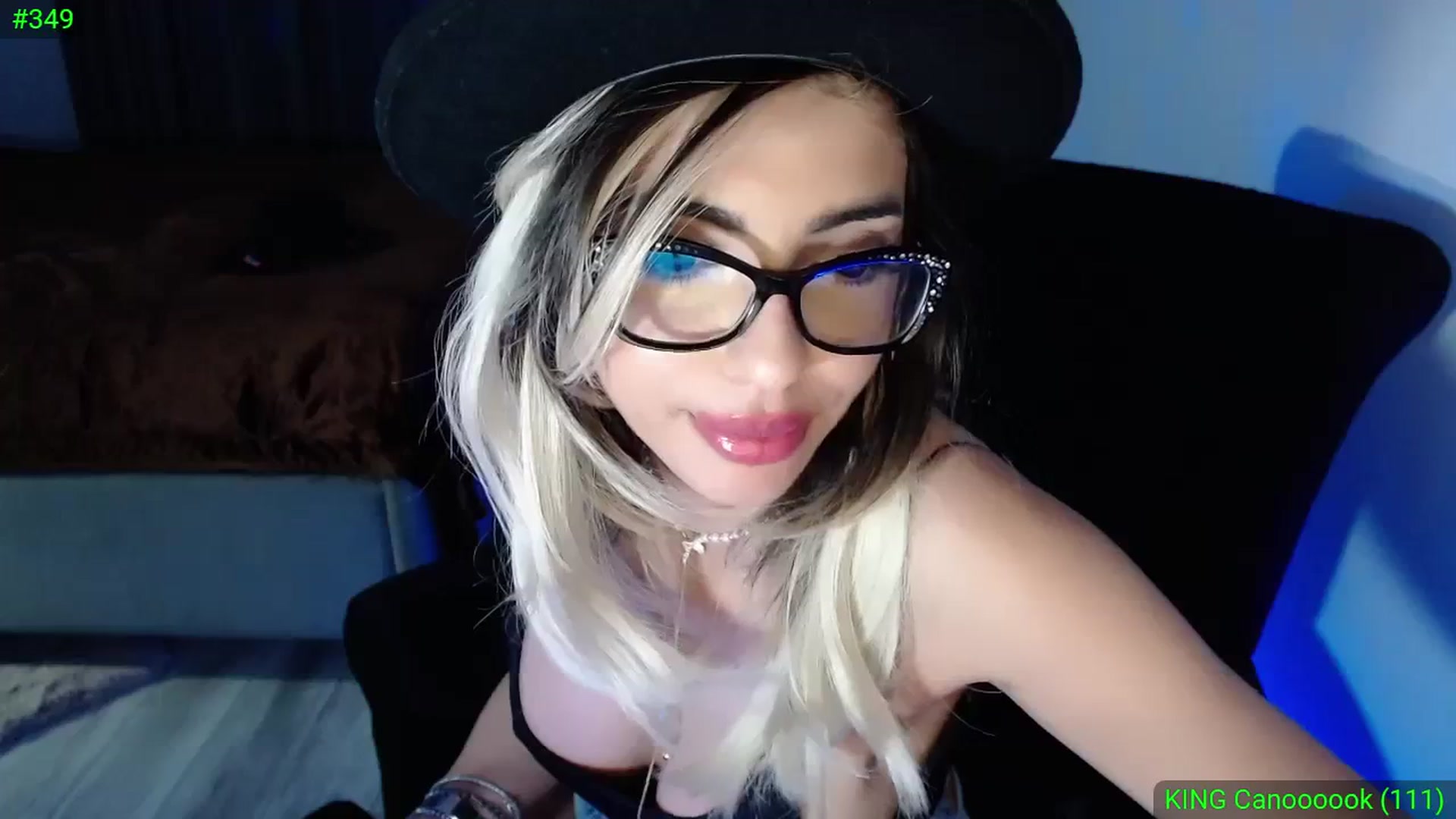 Gallery image thumbnail from Diamondblack5's myfreecams stream on, 11/26/2023, 02:01 image 13 of 20