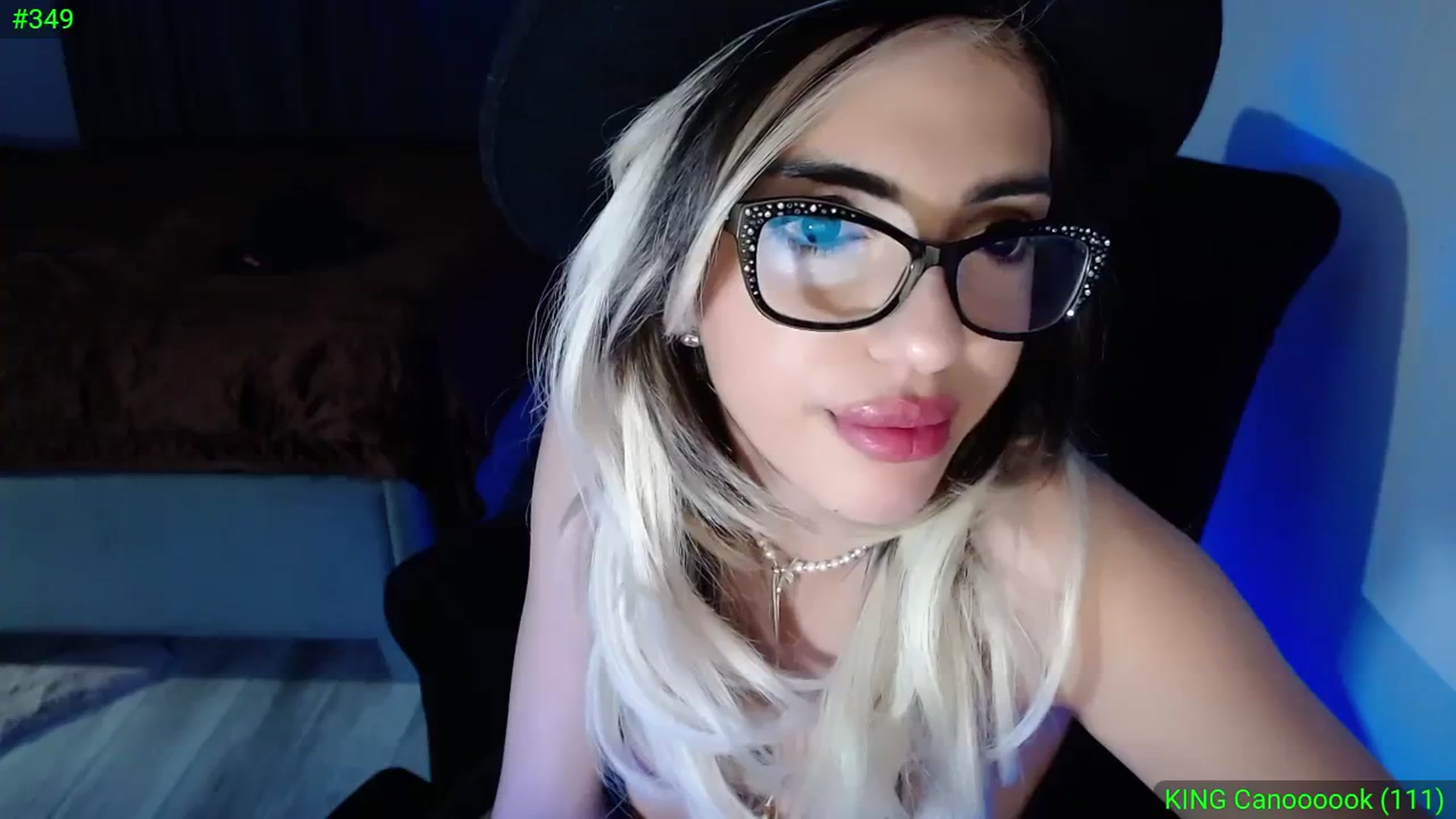 Gallery image thumbnail from Diamondblack5's myfreecams stream on, 11/26/2023, 02:01 image 3 of 20