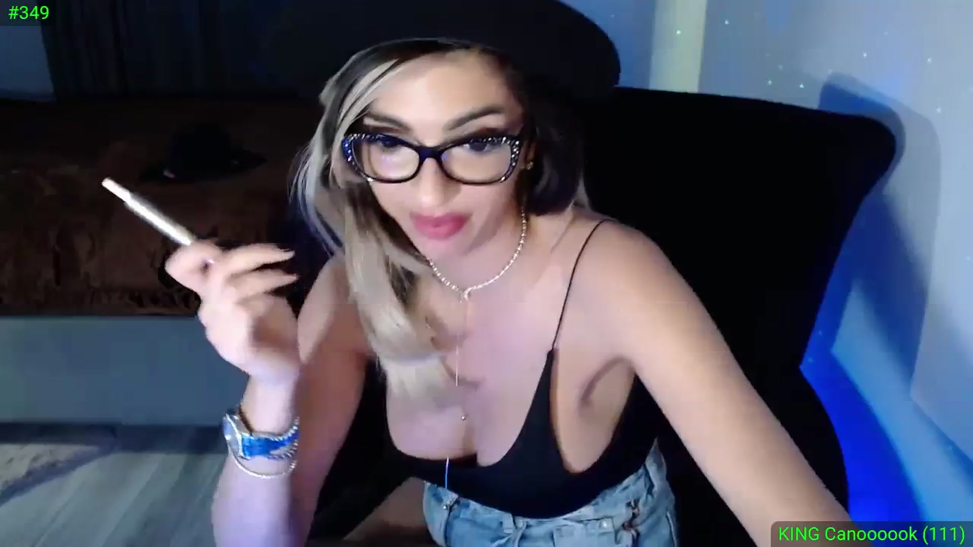 Gallery image thumbnail from Diamondblack5's myfreecams stream on, 11/26/2023, 02:01 image 6 of 20