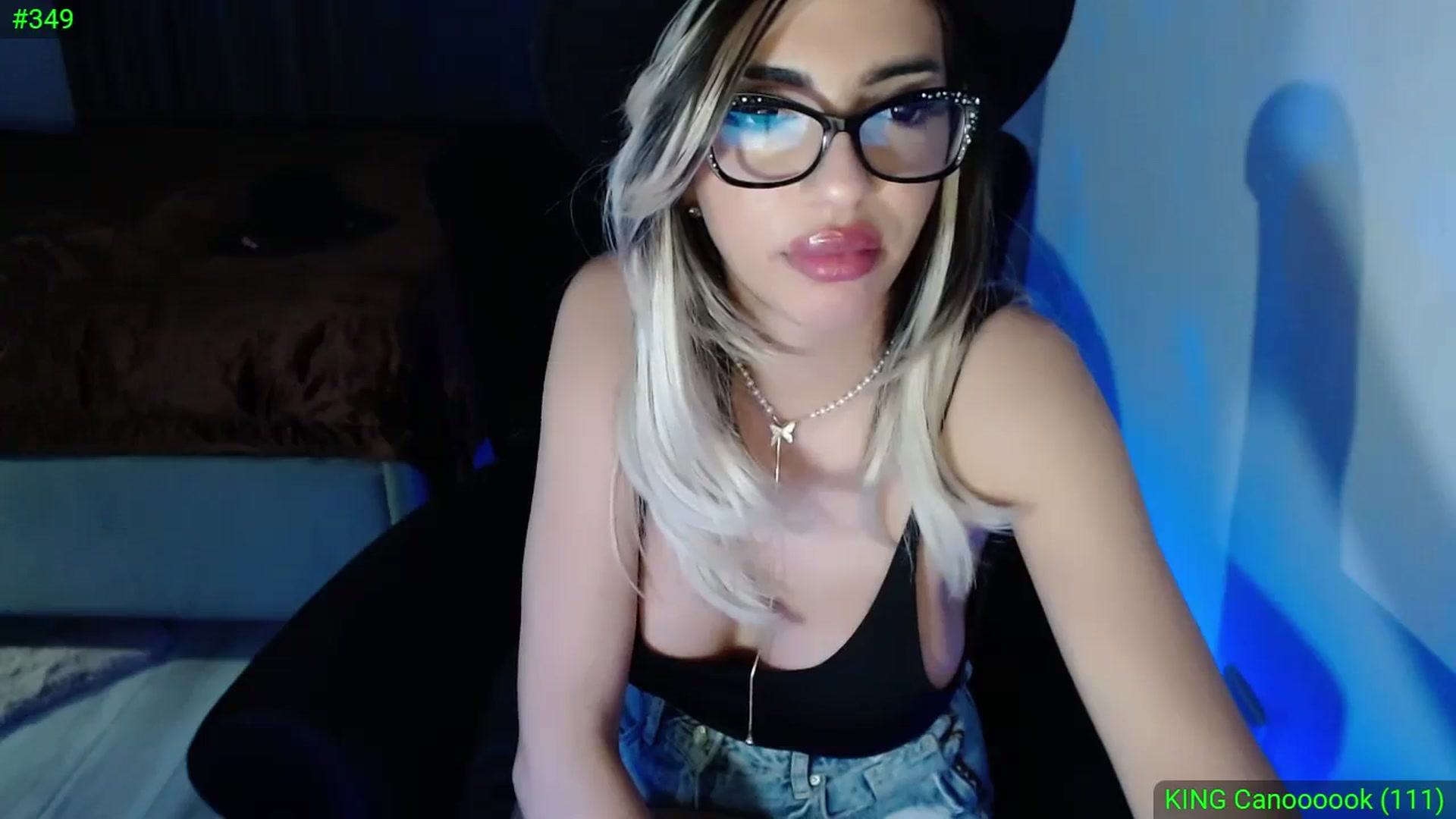 Gallery image thumbnail from Diamondblack5's myfreecams stream on, 11/26/2023, 03:06 image 8 of 20