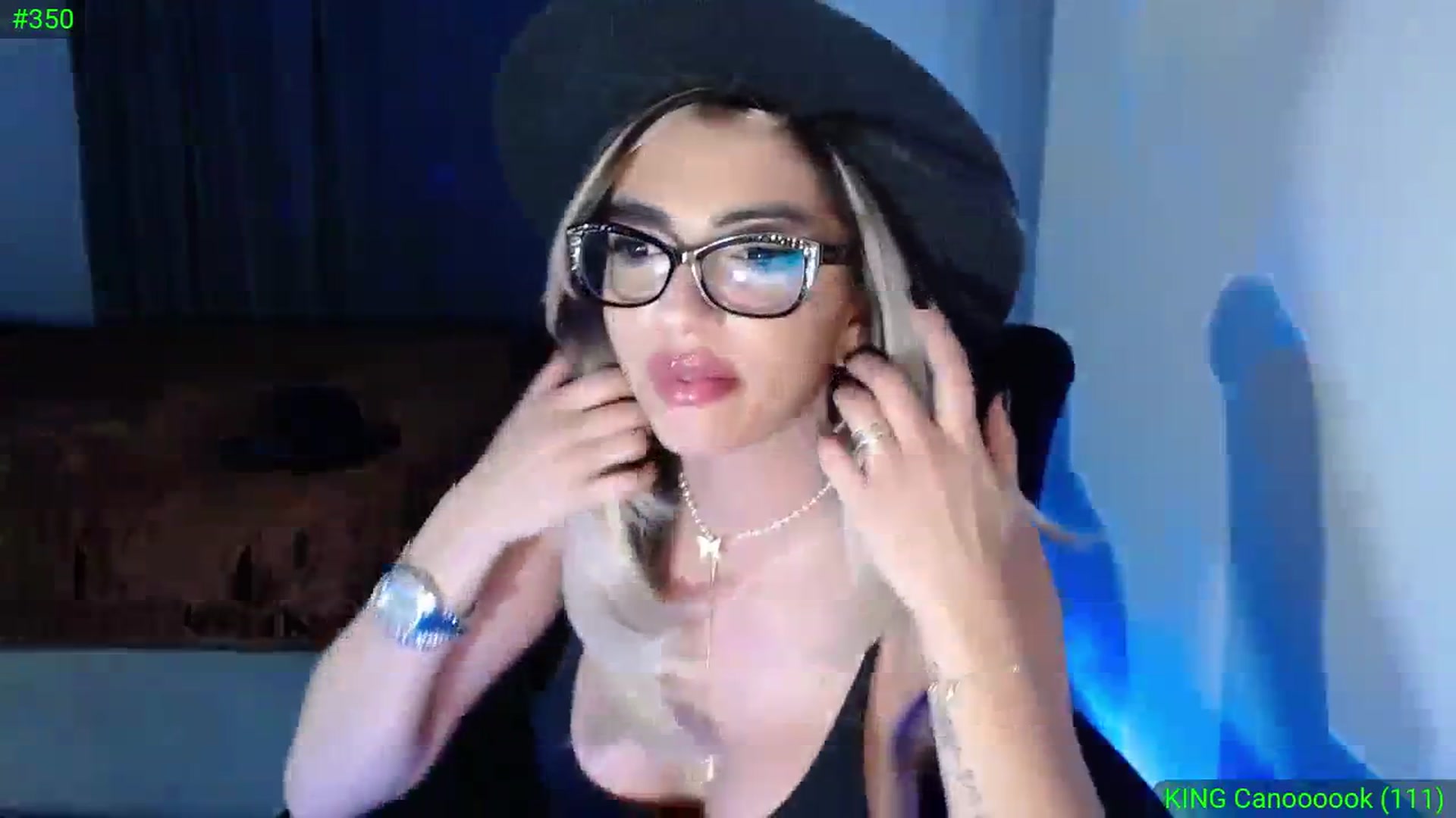 Gallery image thumbnail from Diamondblack5's myfreecams stream on, 11/26/2023, 04:56 image 2 of 20